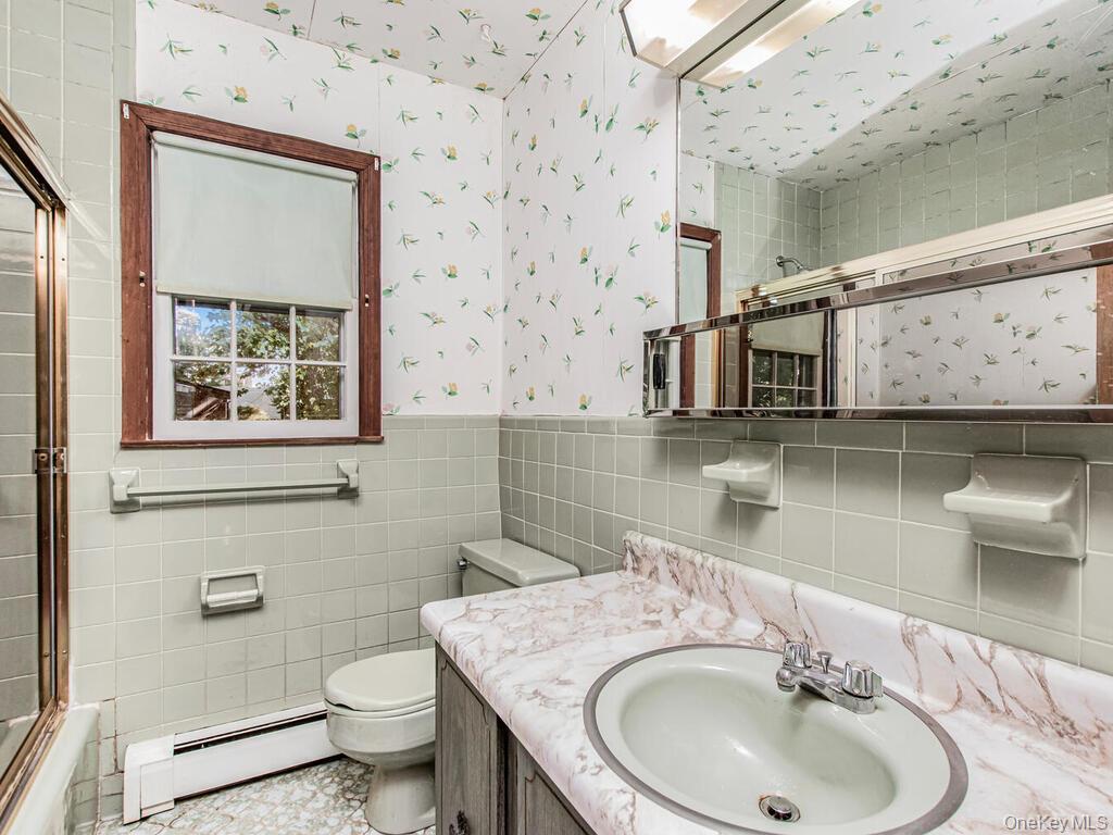 Single Family Westchester  Westchester County, NY 10707, MLS-918966-10