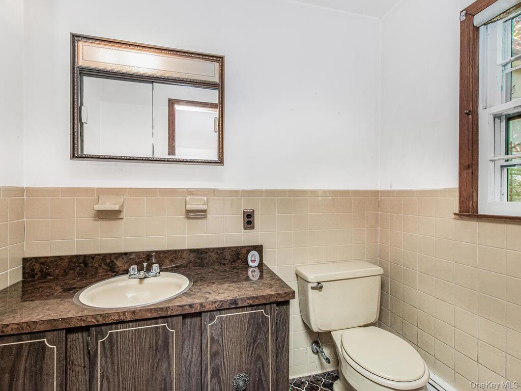 Single Family Westchester  Westchester County, NY 10707, MLS-918966-11