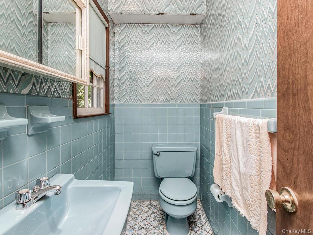 Single Family Westchester  Westchester County, NY 10707, MLS-918966-9