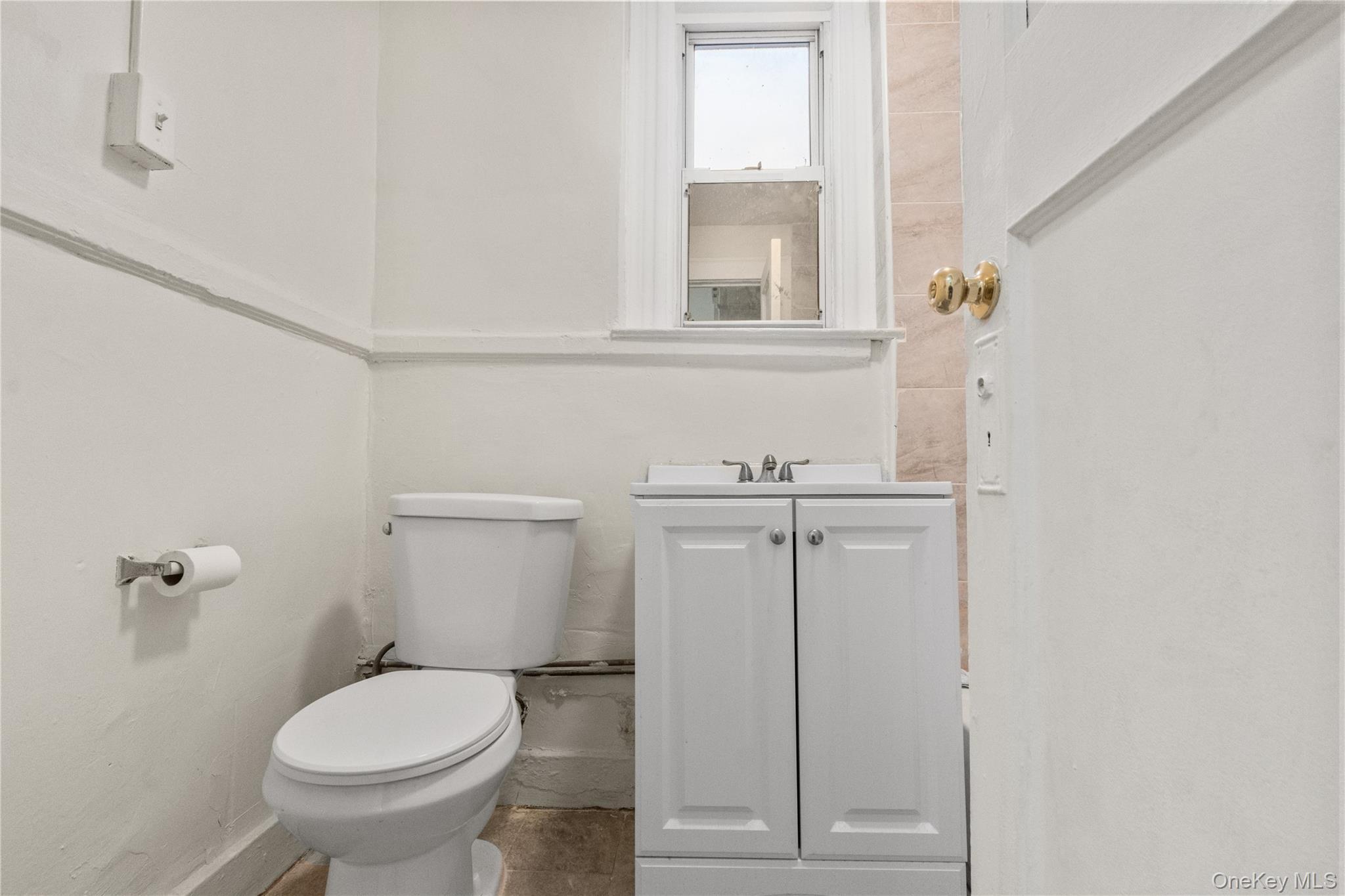 Commercial Sale Fort Hamilton  Brooklyn, NY 11219, MLS-918980-18