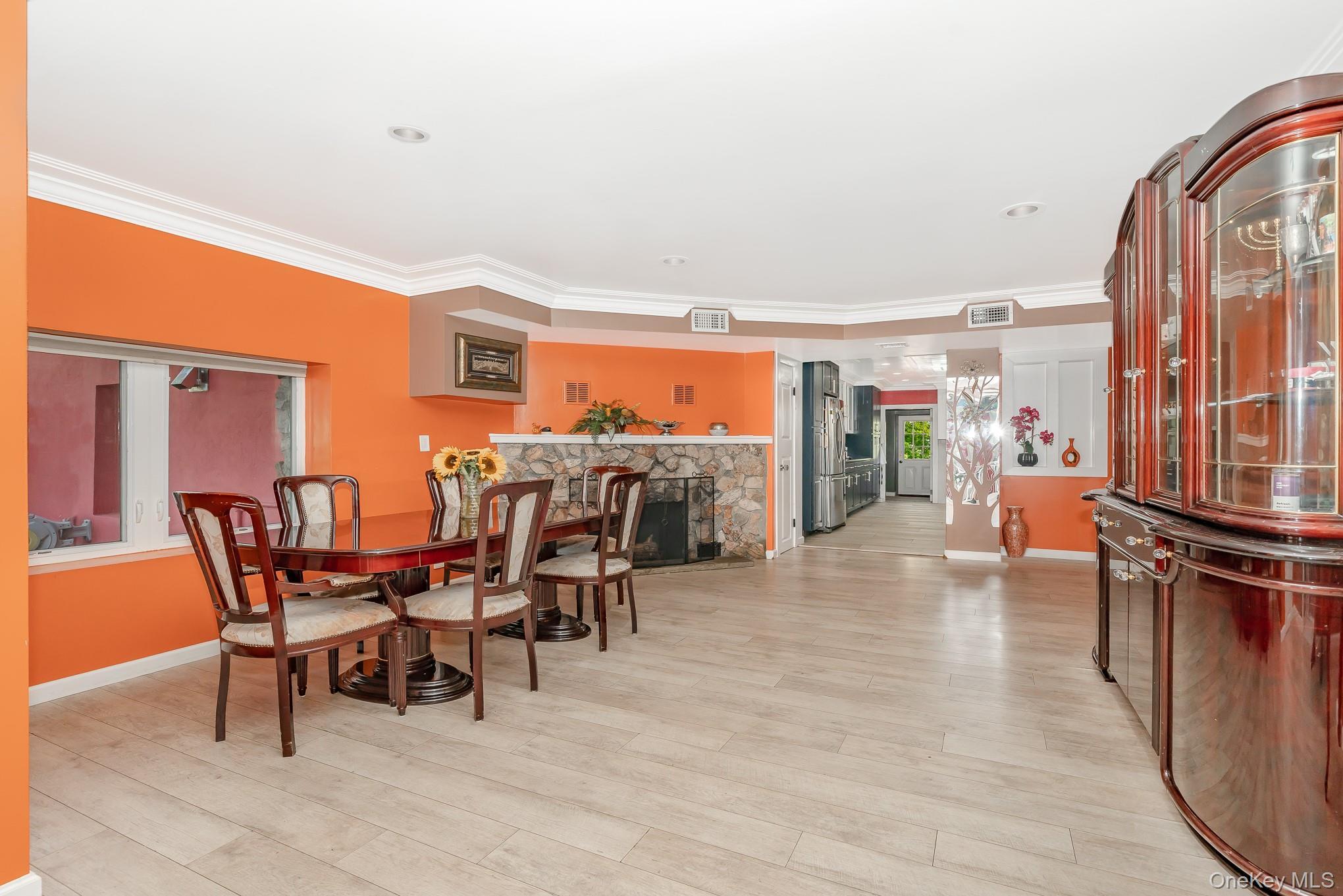 Single Family Riverside Suffolk County, NY 11701, MLS-918982-11