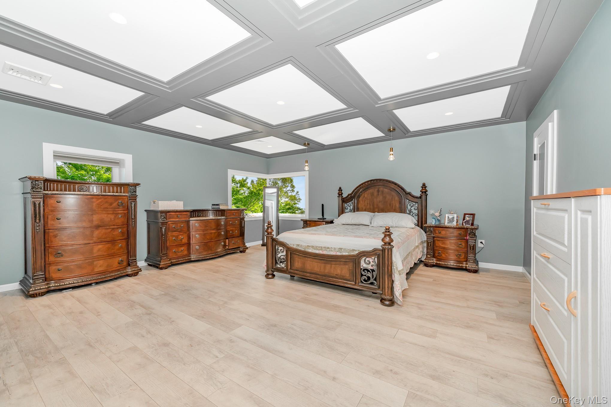 Single Family Riverside Suffolk County, NY 11701, MLS-918982-17