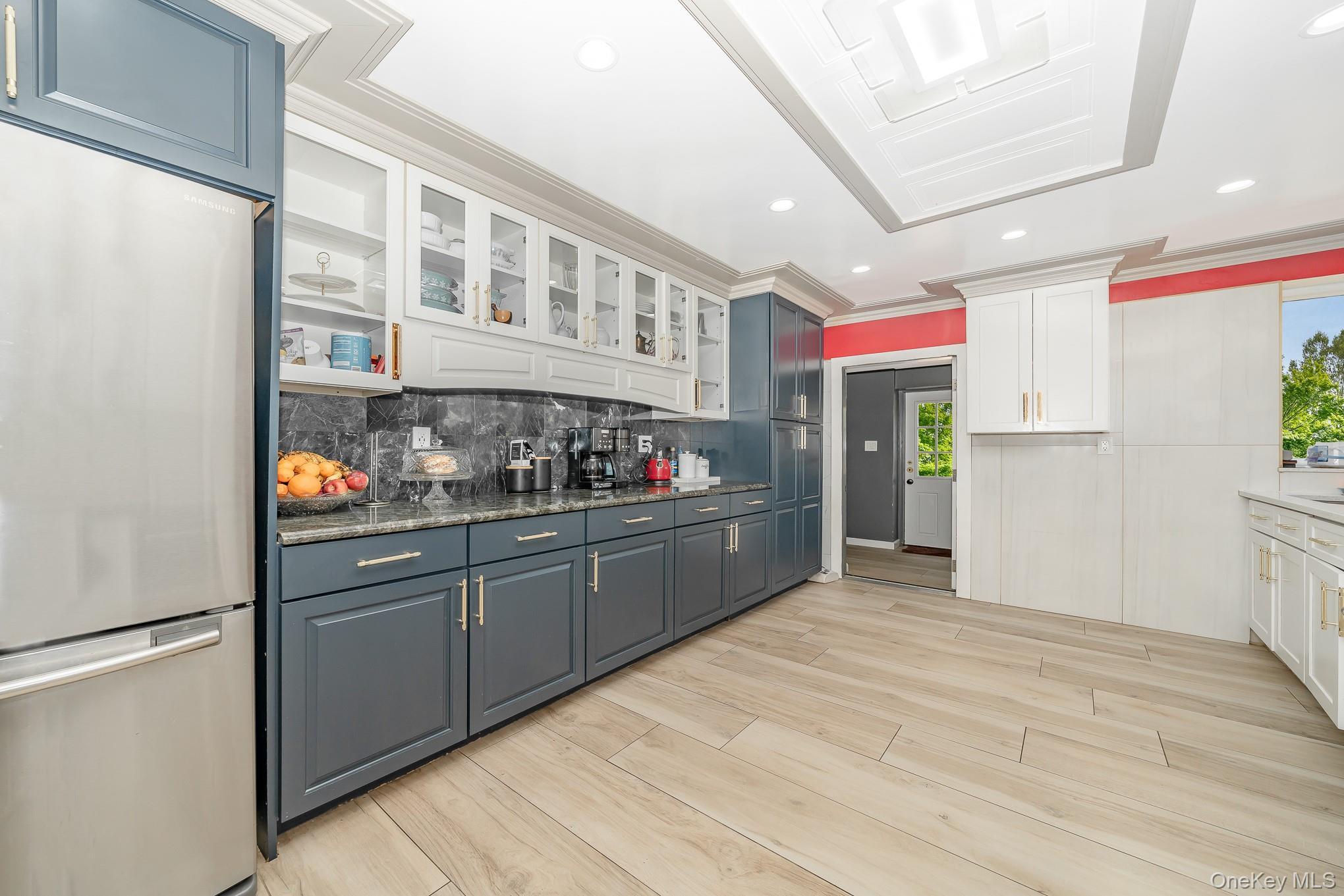 Single Family Riverside Suffolk County, NY 11701, MLS-918982-6