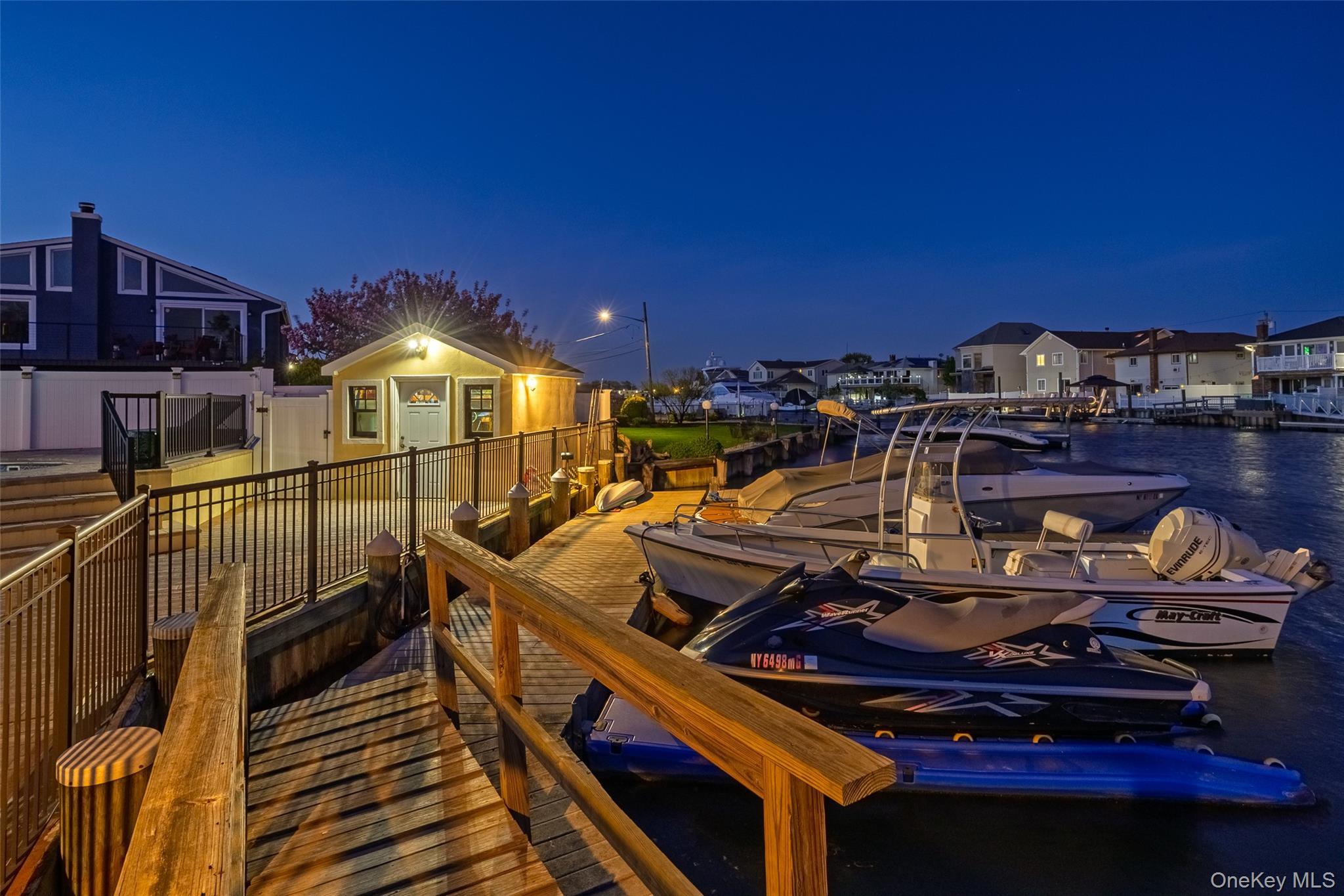 Single Family Weidner  Nassau County, NY 11572, MLS-919000-21