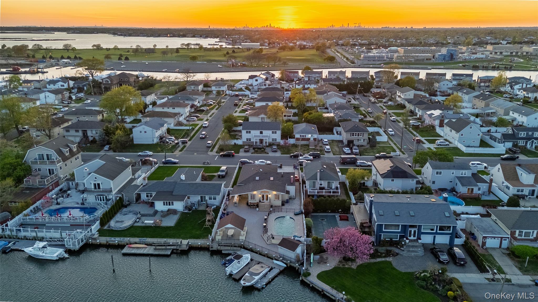 Single Family Weidner  Nassau County, NY 11572, MLS-919000-25