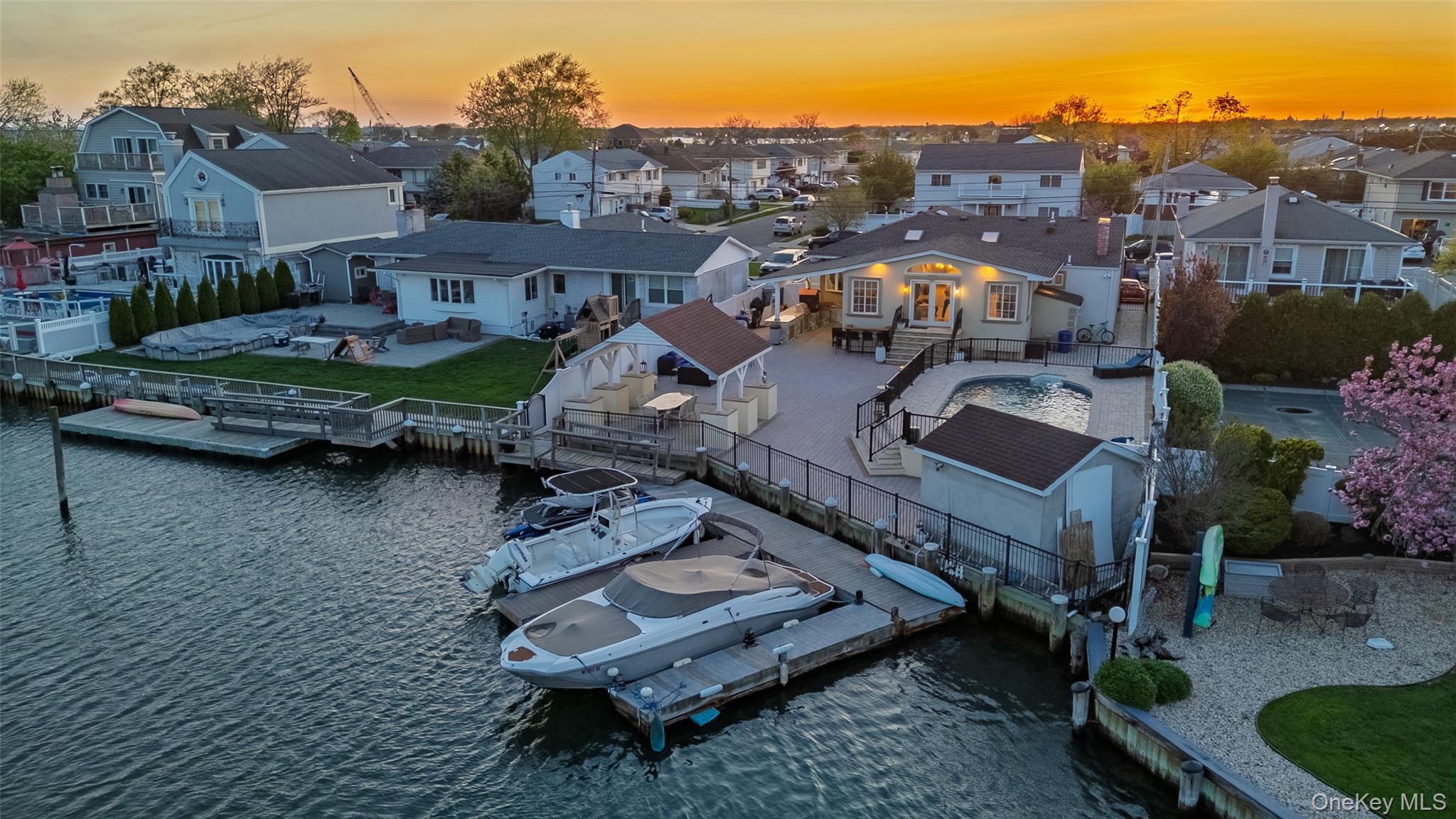 Single Family Weidner  Nassau County, NY 11572, MLS-919000-30