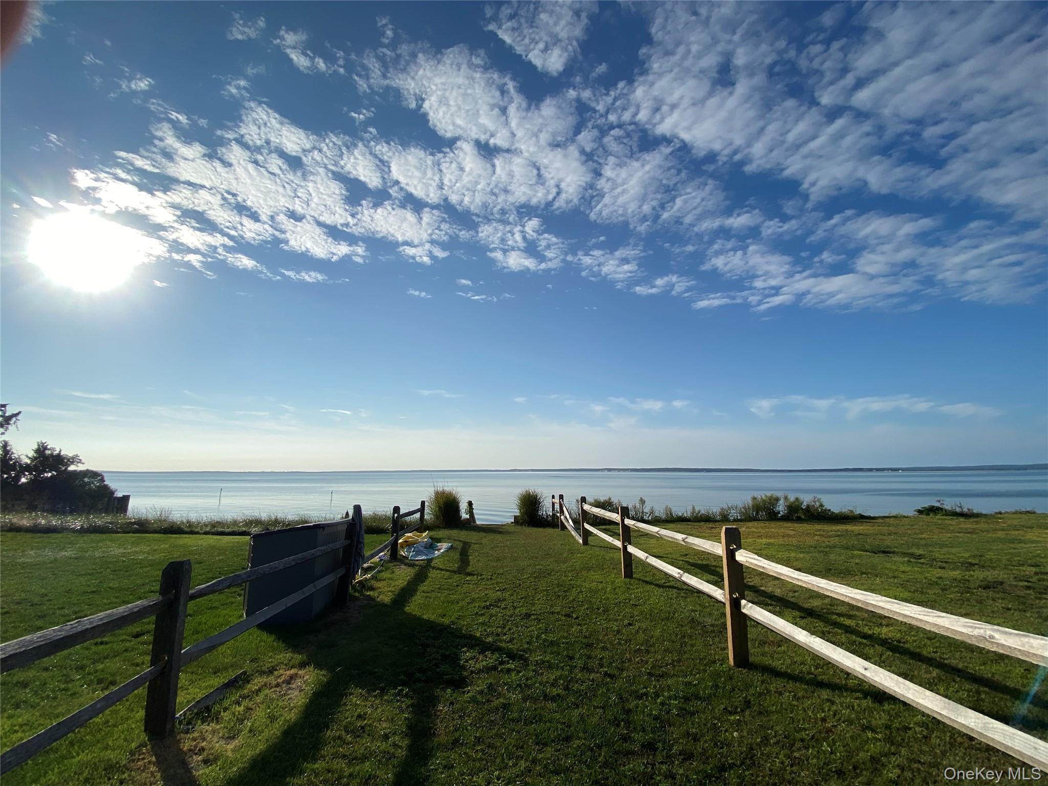 Single Family Laurelwood  Suffolk County, NY 11948, MLS-919006-10