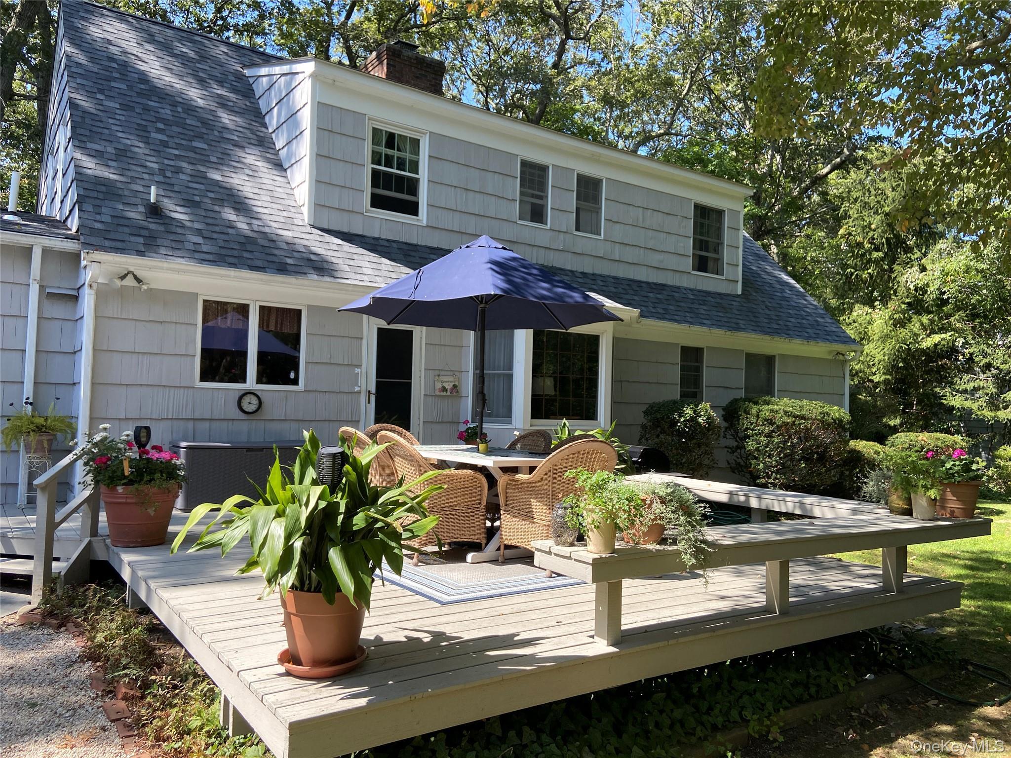 Single Family Laurelwood  Suffolk County, NY 11948, MLS-919006-11