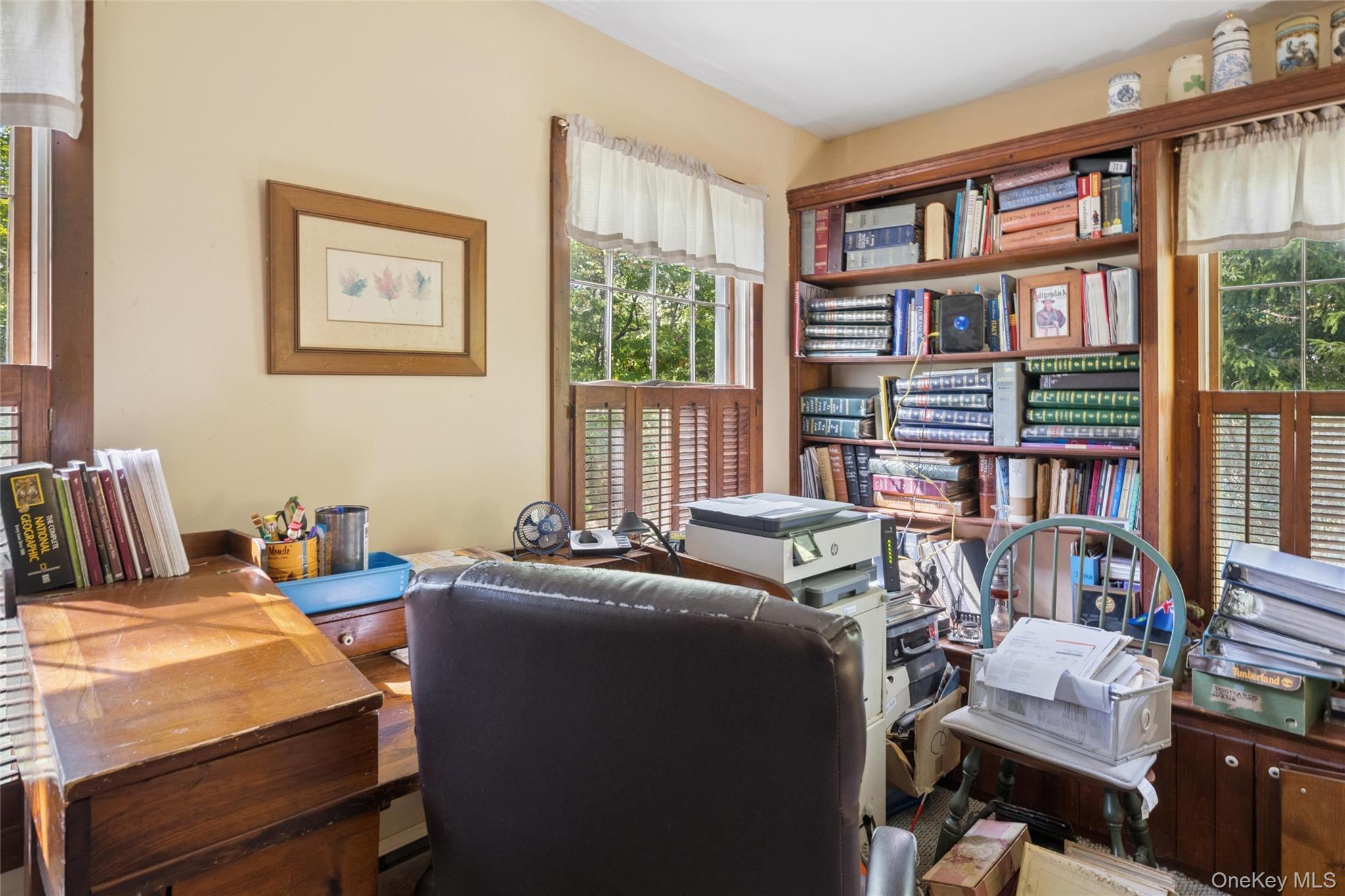 Single Family Laurelwood  Suffolk County, NY 11948, MLS-919006-25