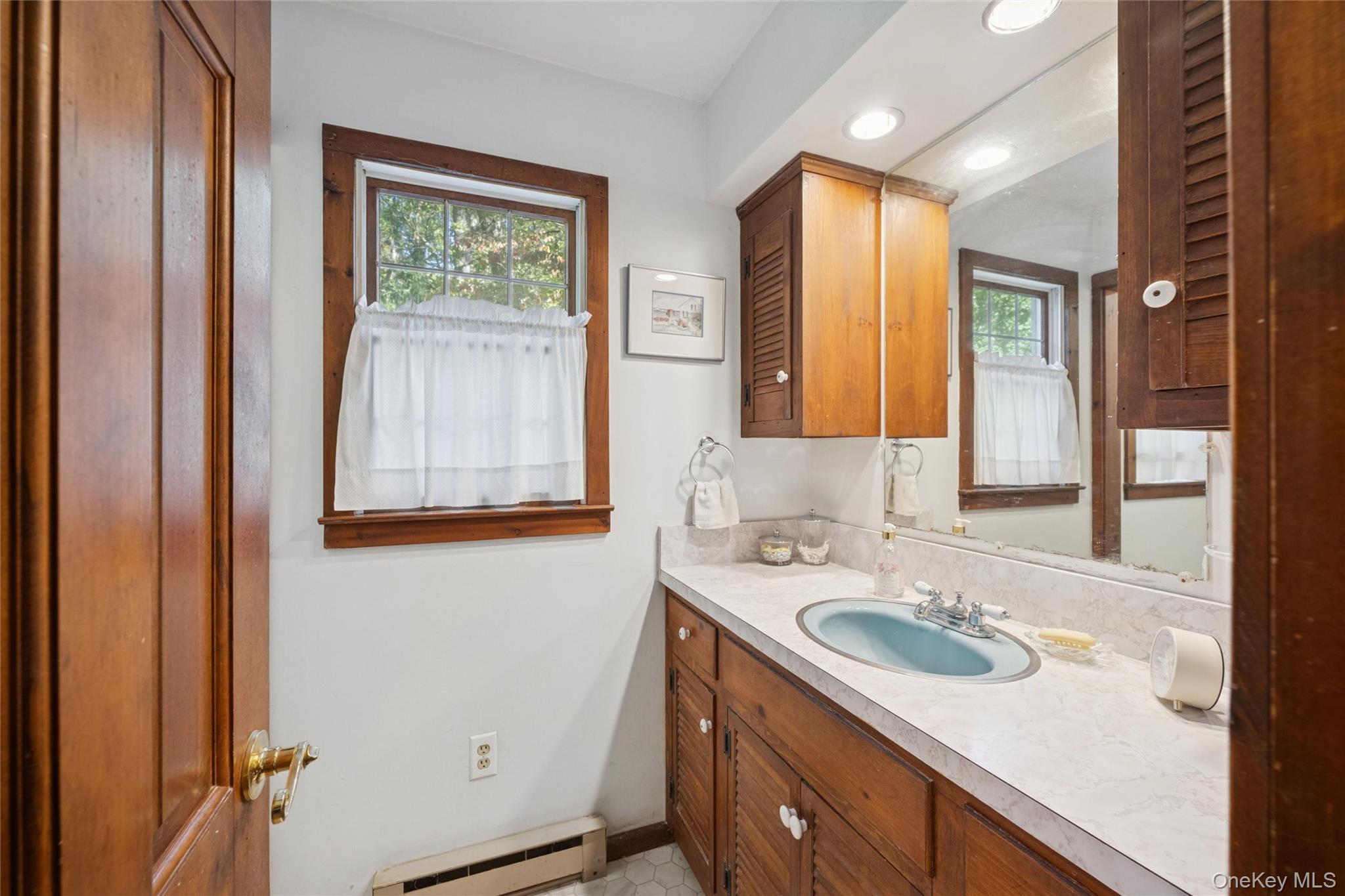 Single Family Laurelwood  Suffolk County, NY 11948, MLS-919006-26