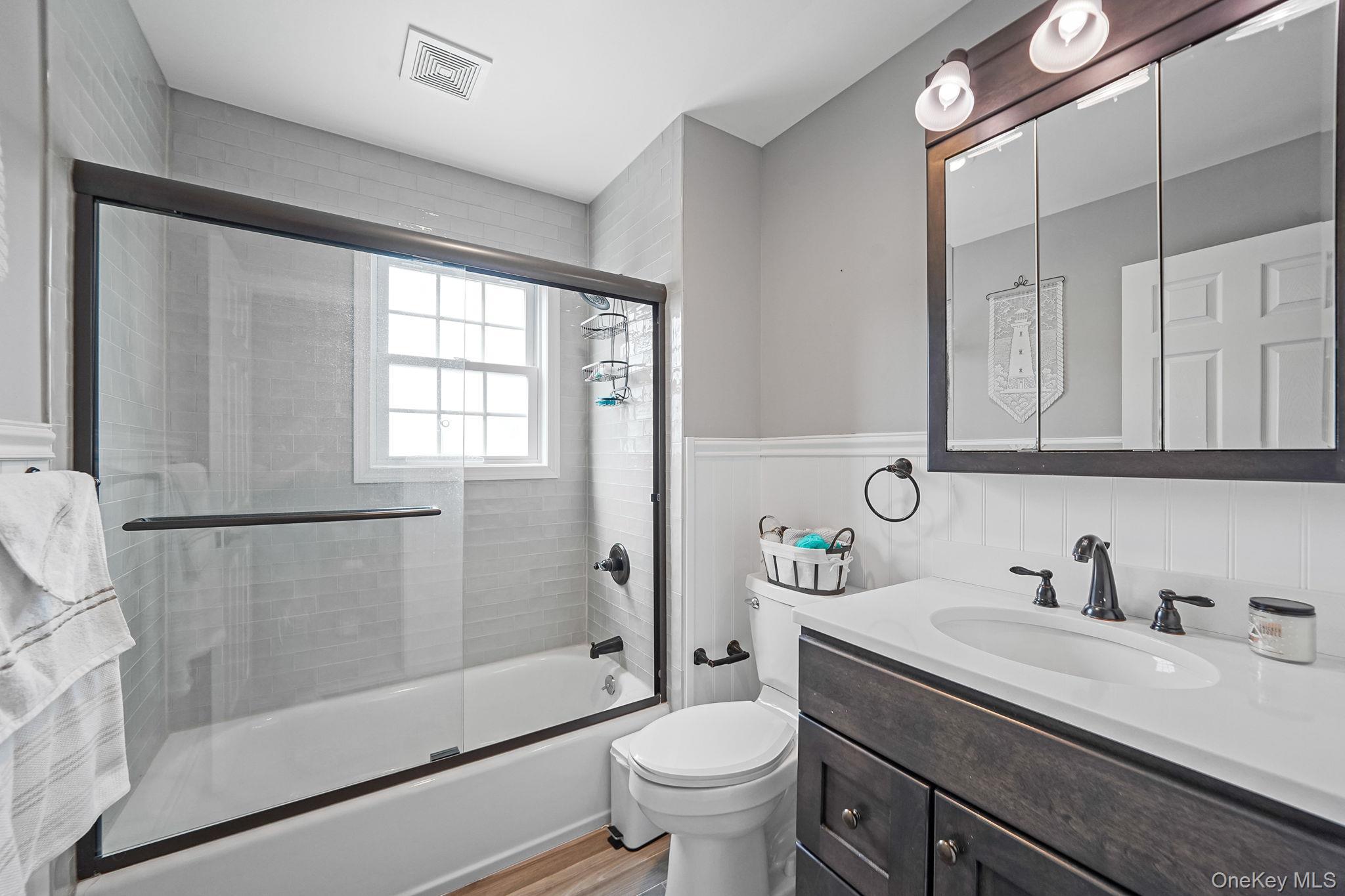 Single Family Grandview Suffolk County, NY 11967, MLS-919011-22