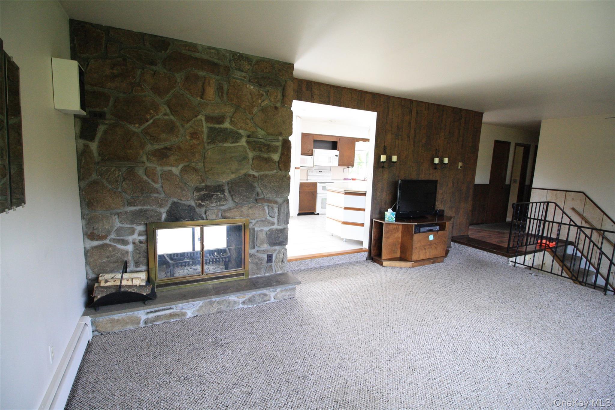 Single Family Mooney Hill  Putnam County, NY 12563, MLS-919020-13