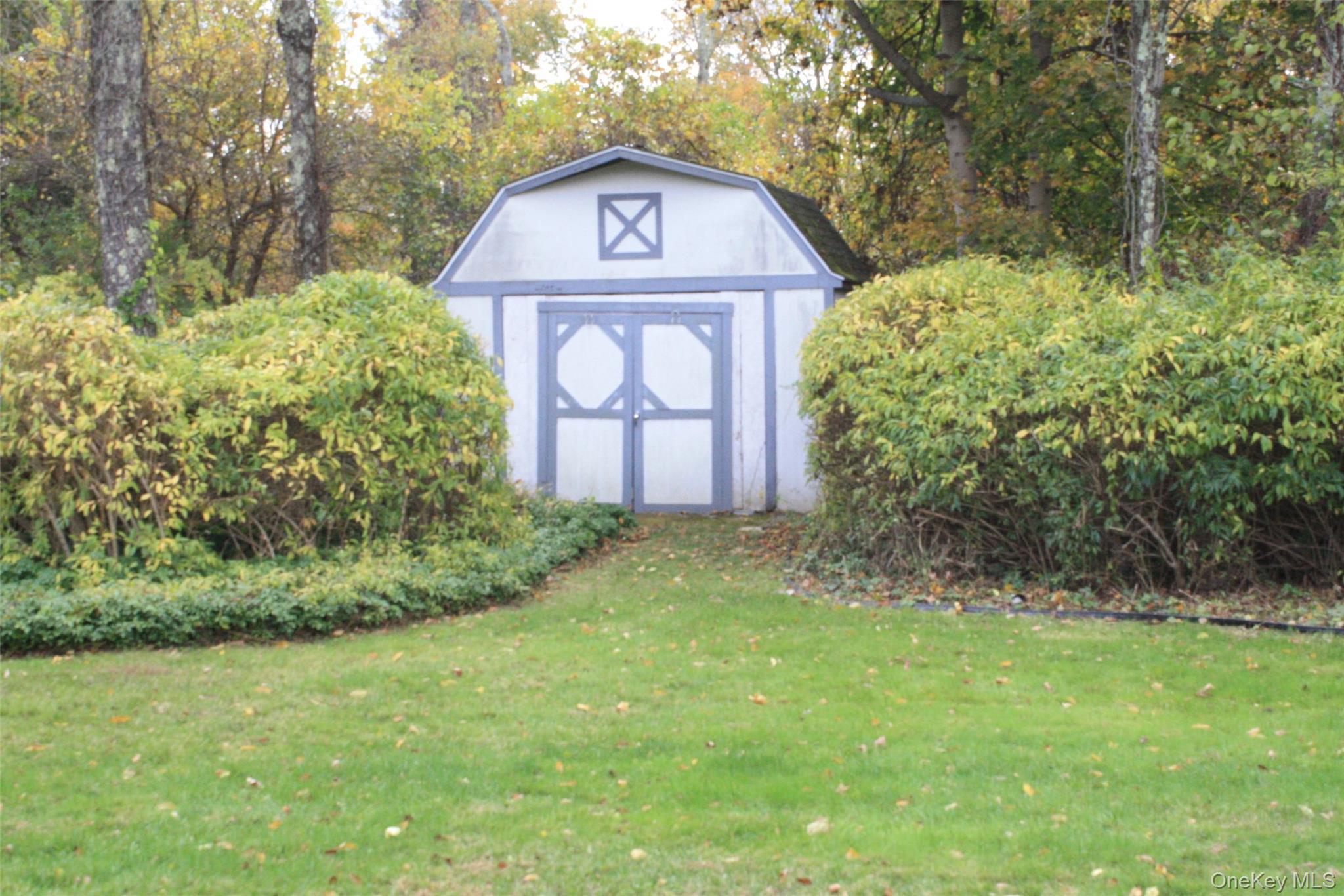 Single Family Mooney Hill  Putnam County, NY 12563, MLS-919020-25