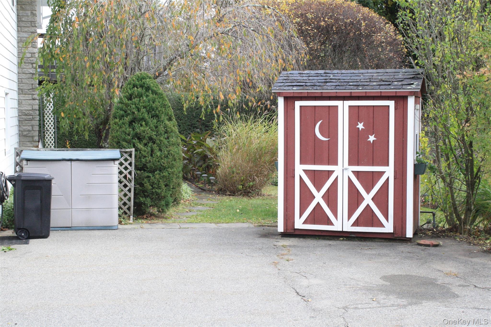 Single Family Mooney Hill  Putnam County, NY 12563, MLS-919020-26