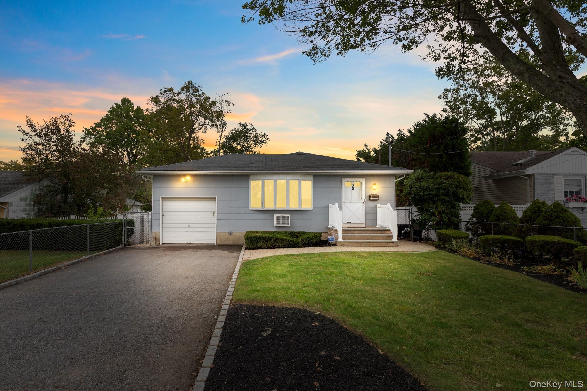 Single Family Wellington  Suffolk County, NY 11729, MLS-919039-19