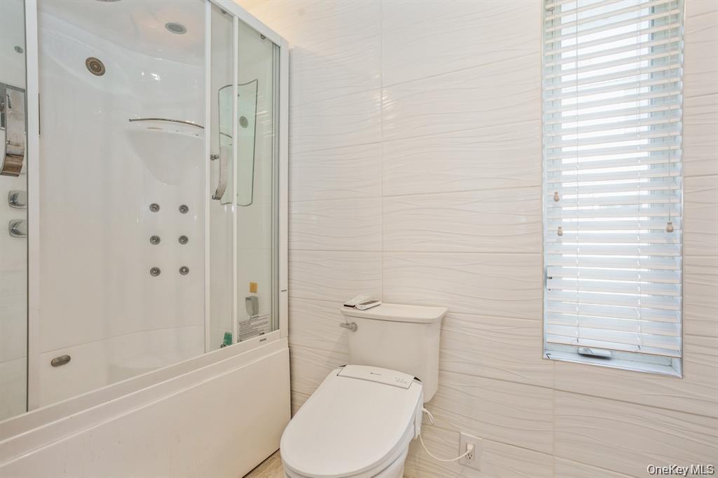 Single Family Robert Suffolk County, NY 11772, MLS-919040-11