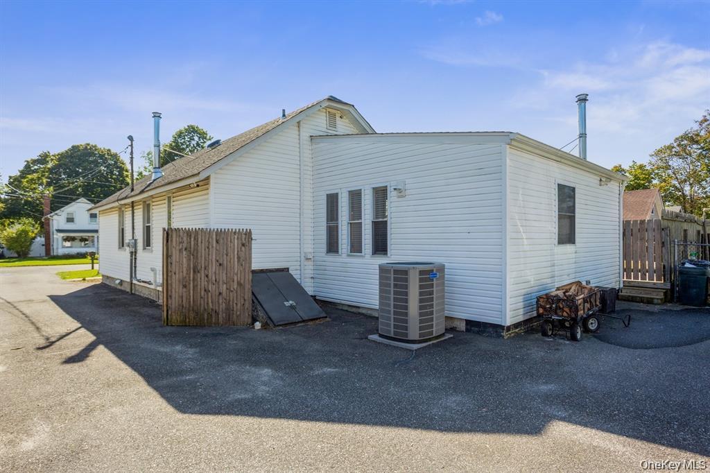 Single Family Robert Suffolk County, NY 11772, MLS-919040-19