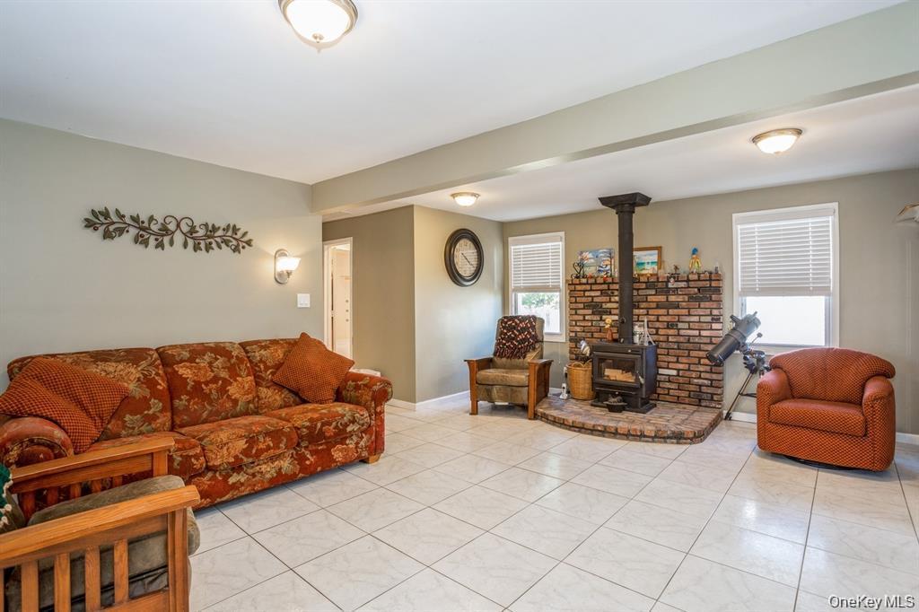 Single Family Robert Suffolk County, NY 11772, MLS-919040-6