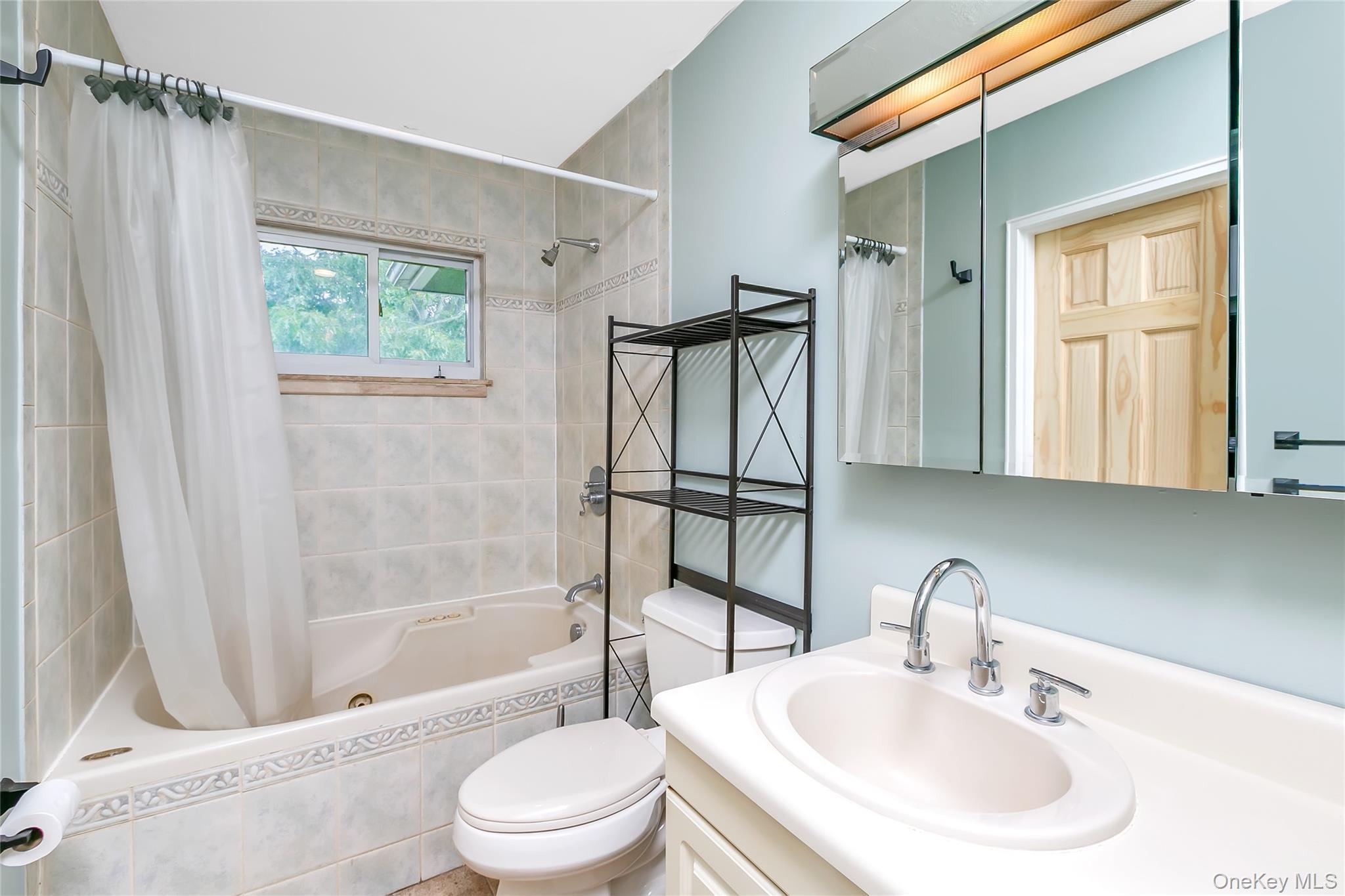 Single Family Yale  Nassau County, NY 11572, MLS-919056-15