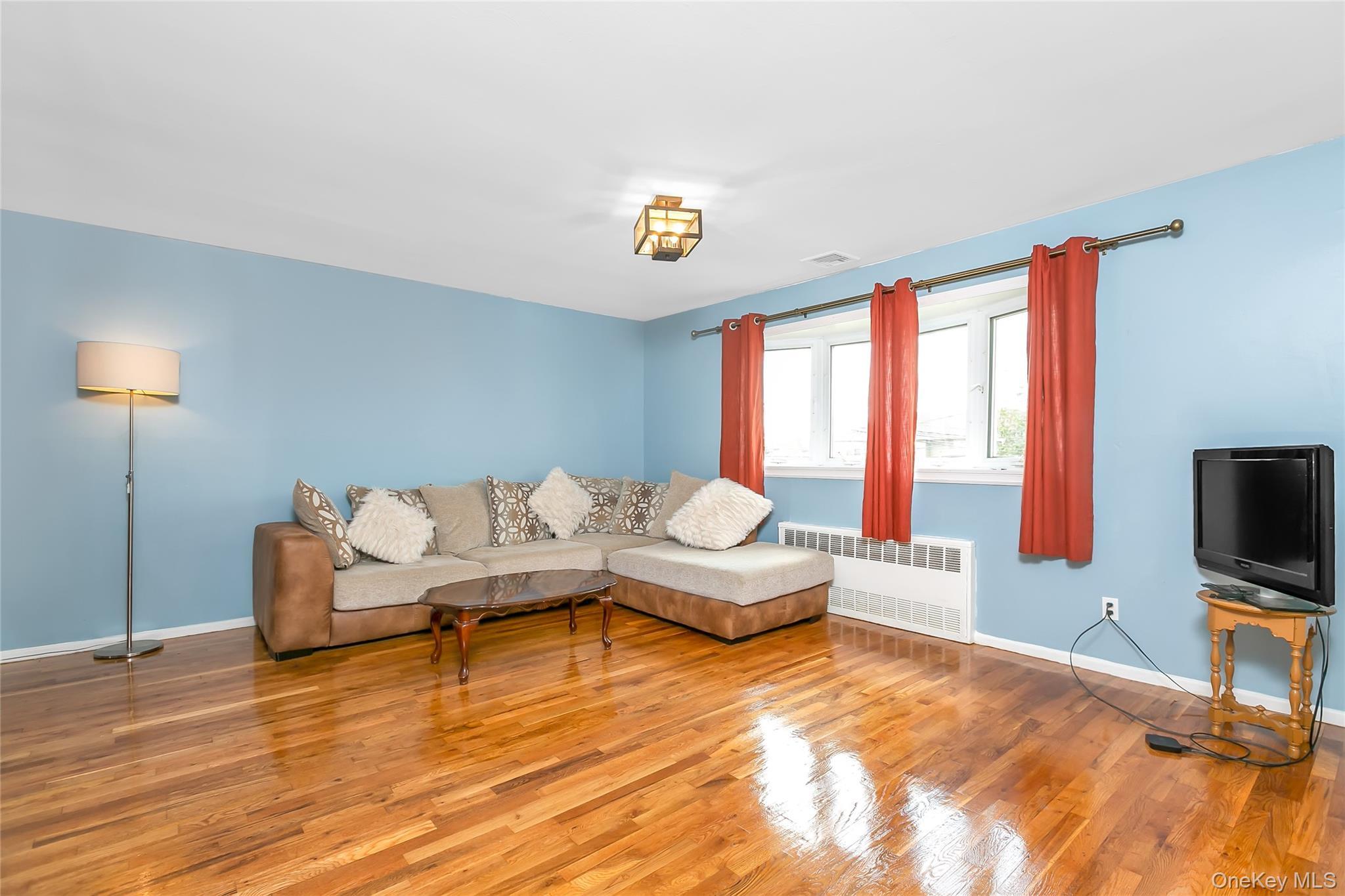 Single Family Yale  Nassau County, NY 11572, MLS-919056-3