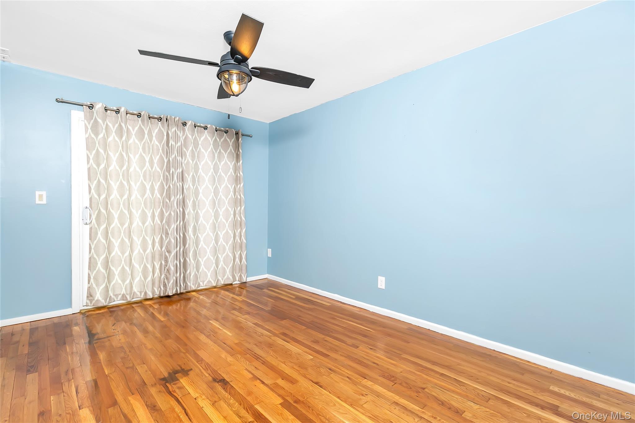 Single Family Yale  Nassau County, NY 11572, MLS-919056-6