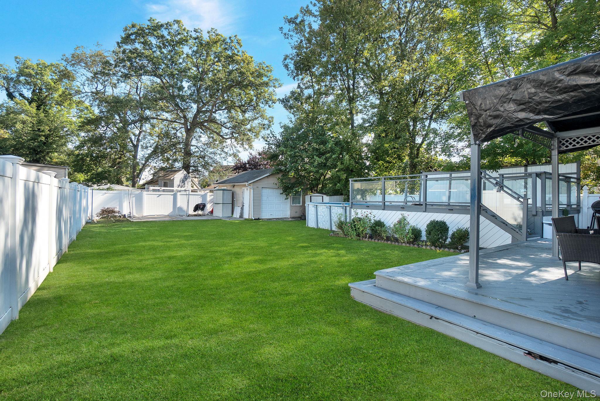 Single Family Pine  Nassau County, NY 11581, MLS-919064-10