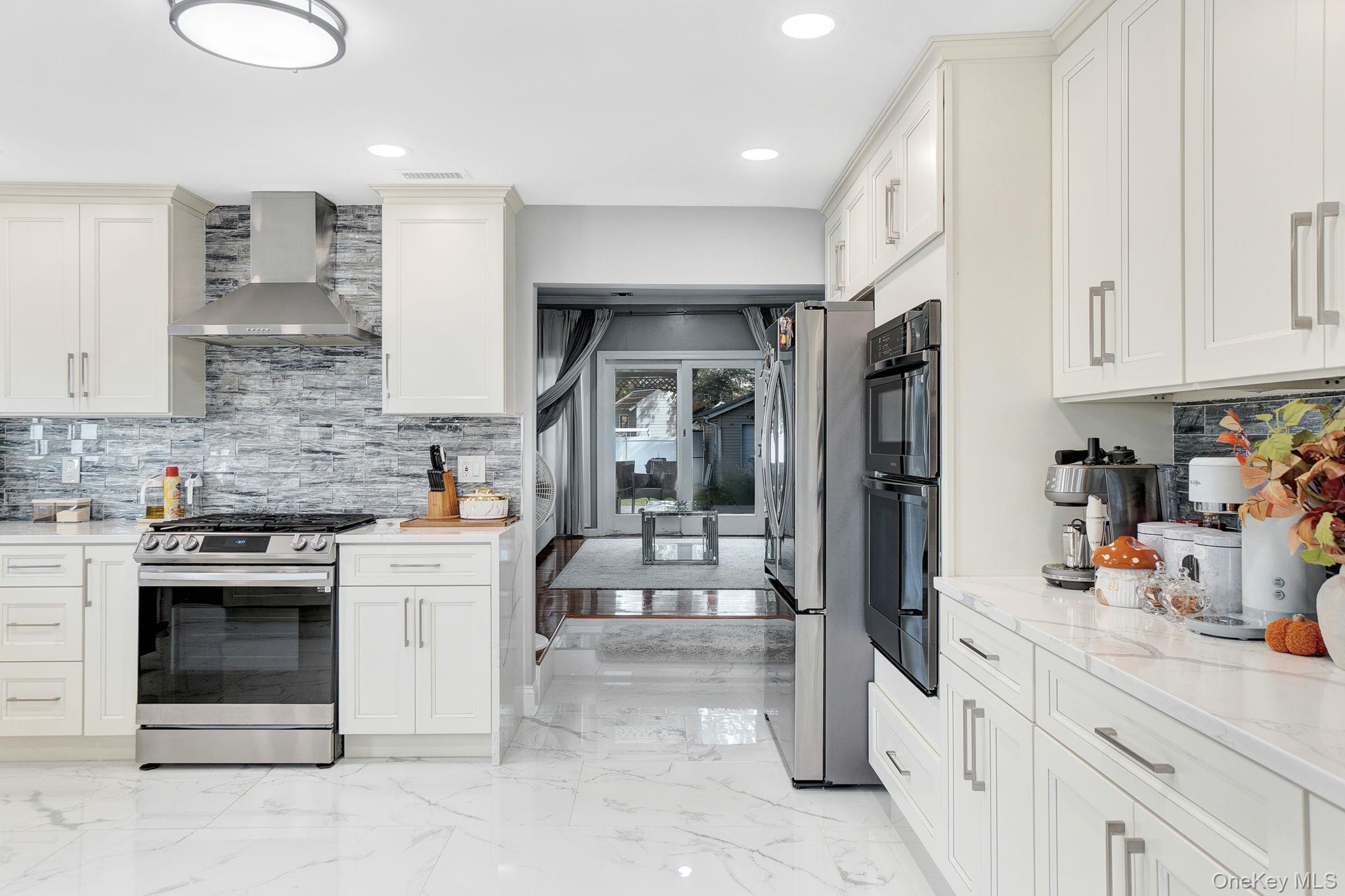 Single Family Pine  Nassau County, NY 11581, MLS-919064-17