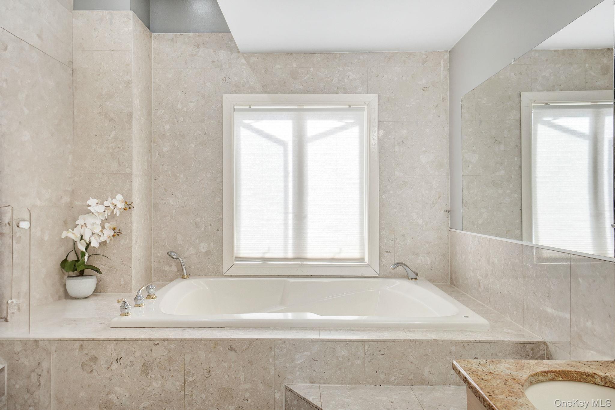 Single Family Pine  Nassau County, NY 11581, MLS-919064-34