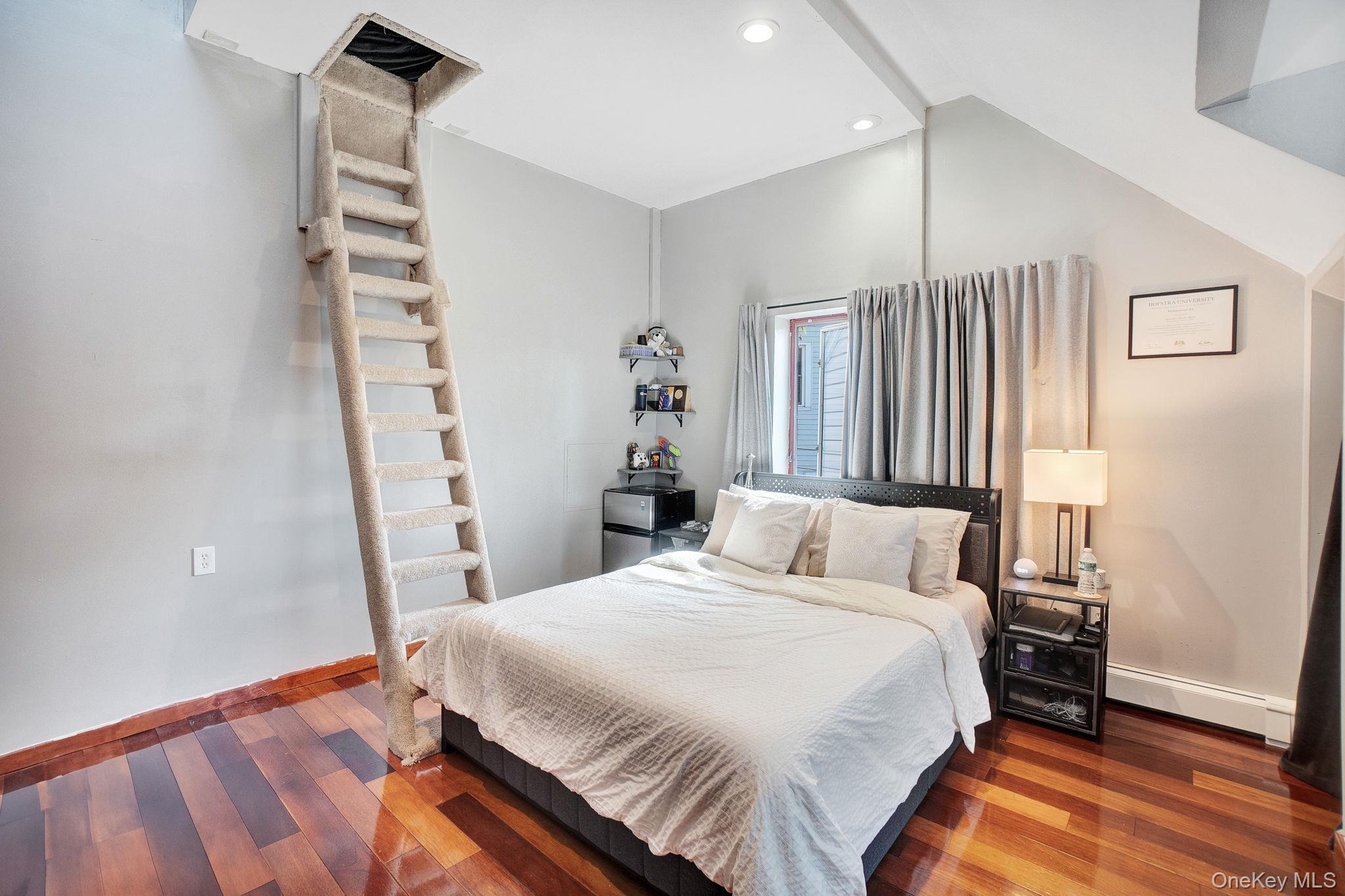 Single Family Pine  Nassau County, NY 11581, MLS-919064-36