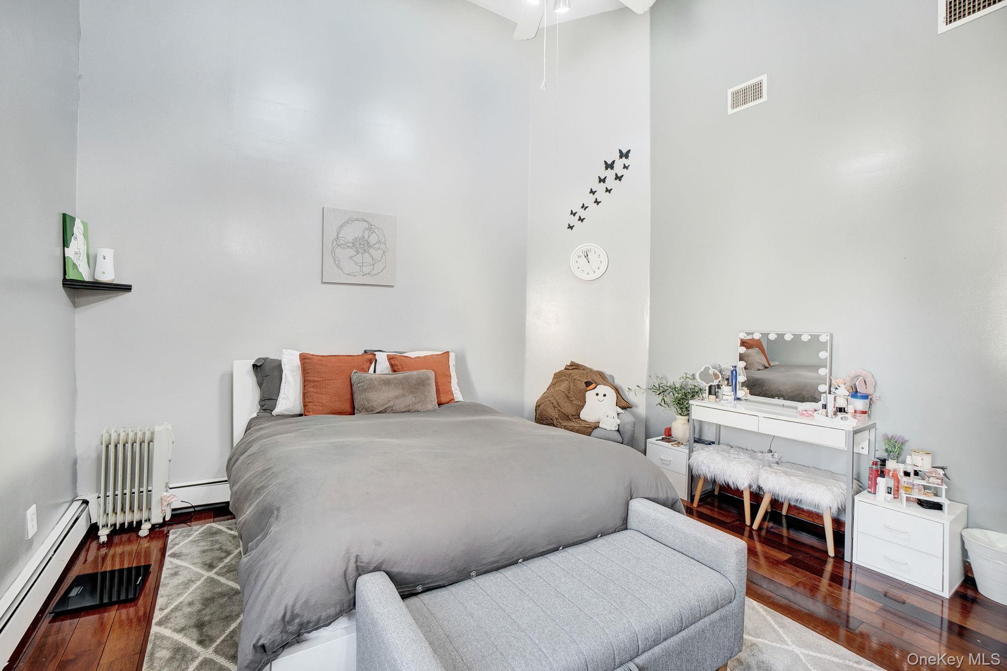 Single Family Pine  Nassau County, NY 11581, MLS-919064-38