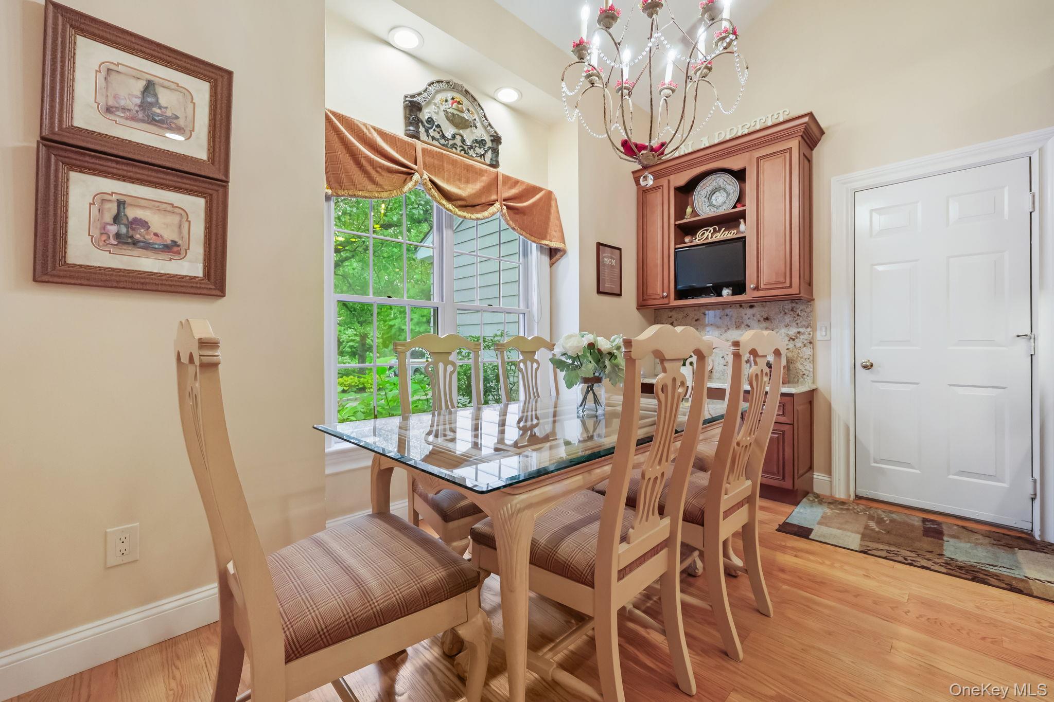 Single Family Club Westchester County, NY 10570, MLS-919097-10