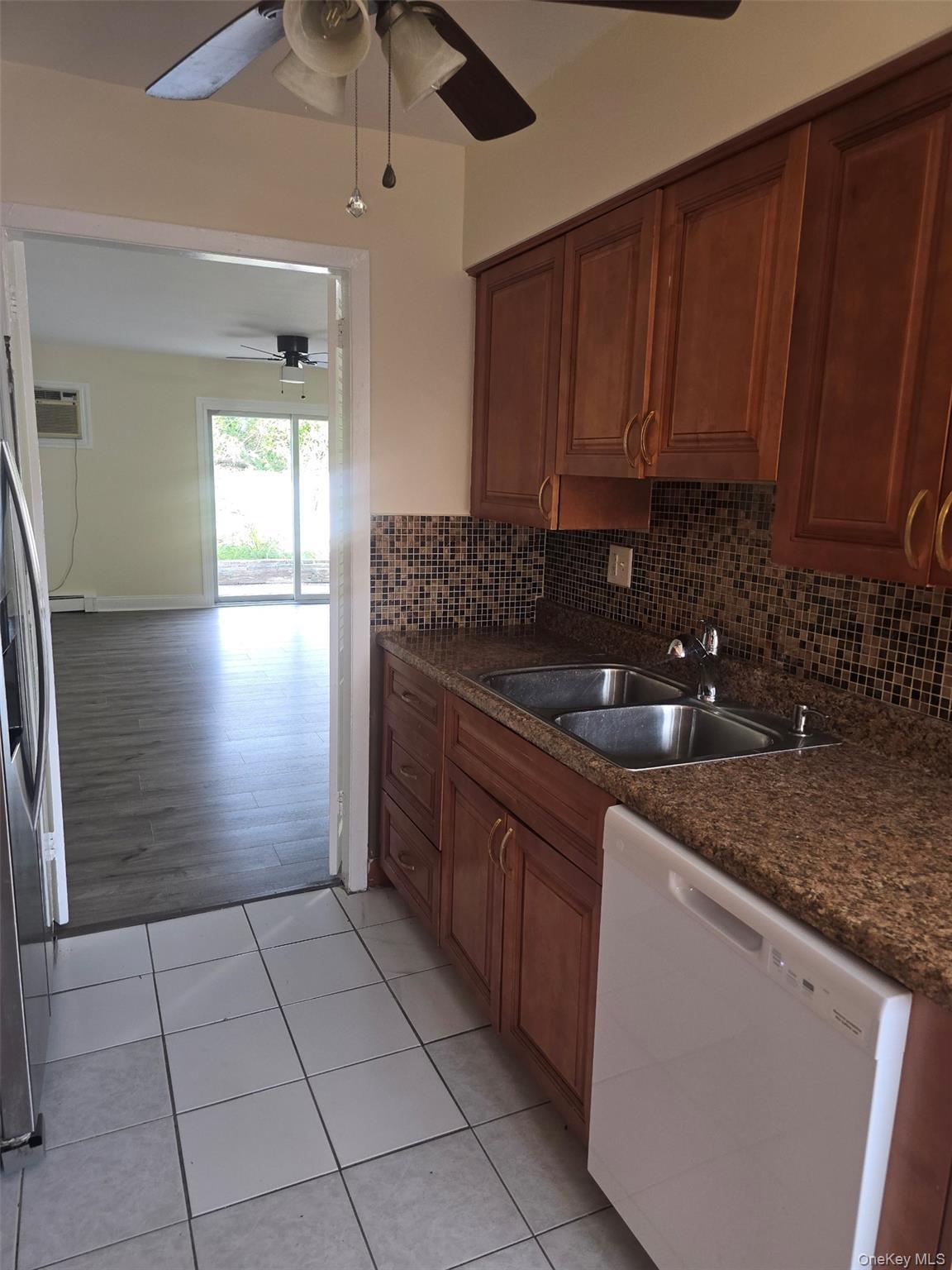 Single Family Hillside Rockland County, NY 10993, MLS-919105-14