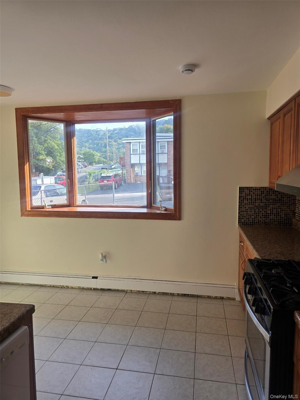 Single Family Hillside Rockland County, NY 10993, MLS-919105-16