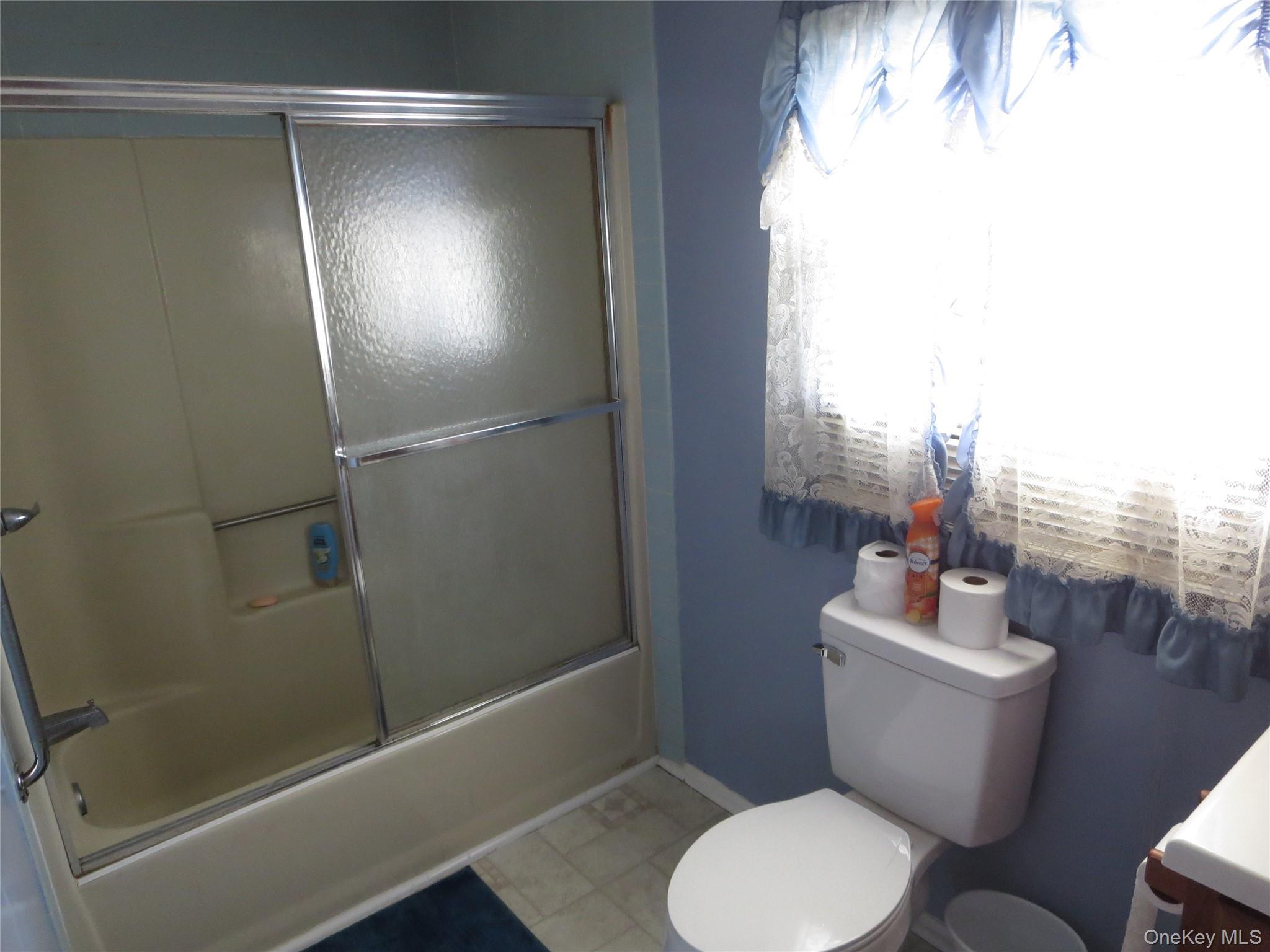 Single Family Bluebird Way Dutchess County, NY 12522, MLS-919106-15