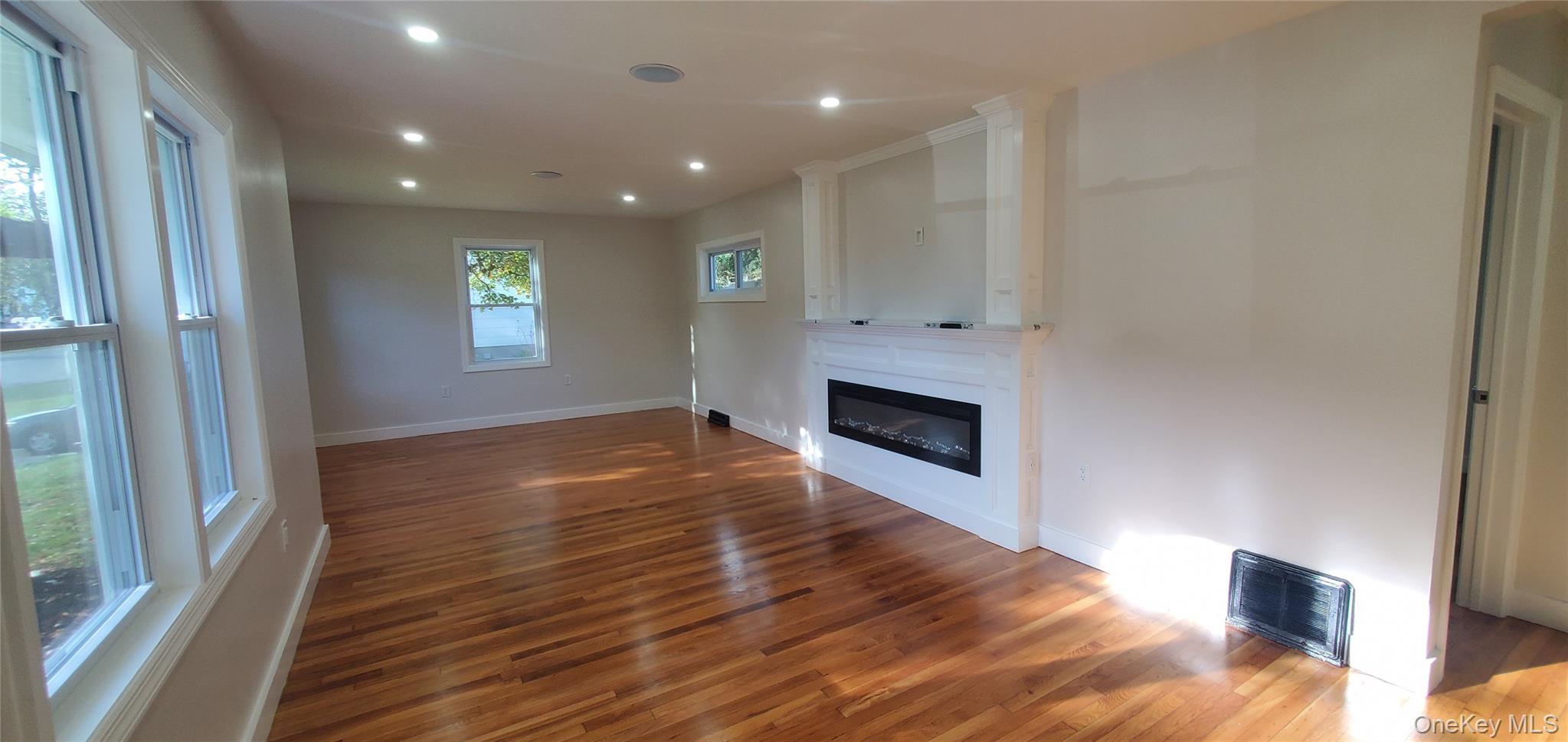 Single Family Seitz Dutchess County, NY 12603, MLS-919109-2