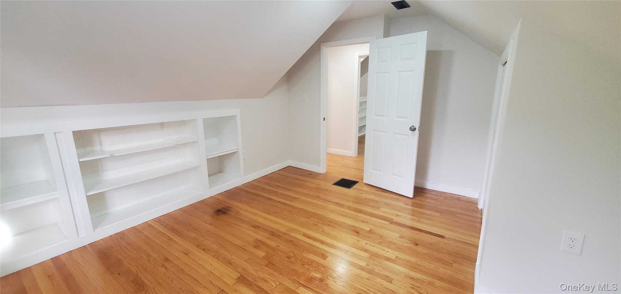 Single Family Seitz Dutchess County, NY 12603, MLS-919109-23