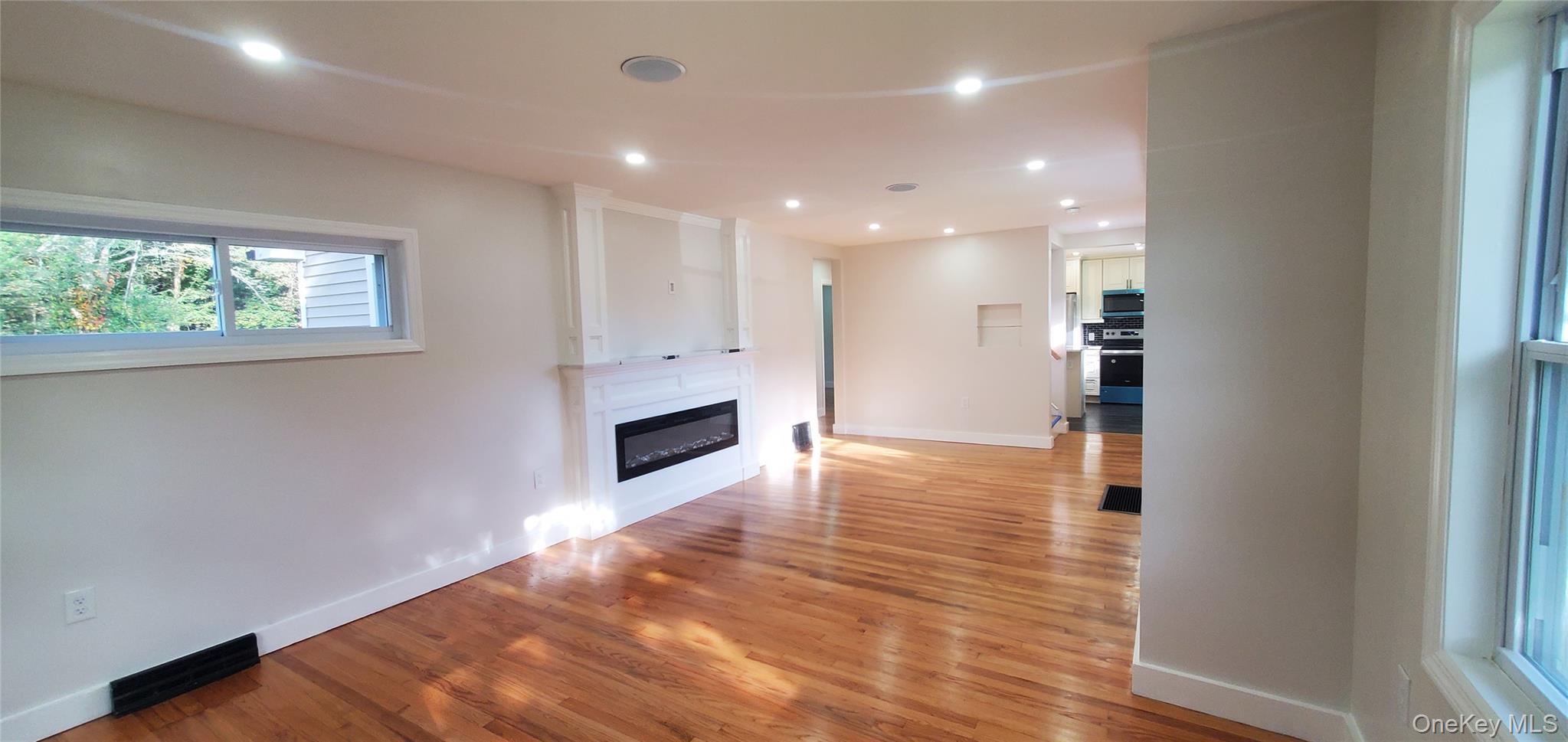 Single Family Seitz Dutchess County, NY 12603, MLS-919109-5