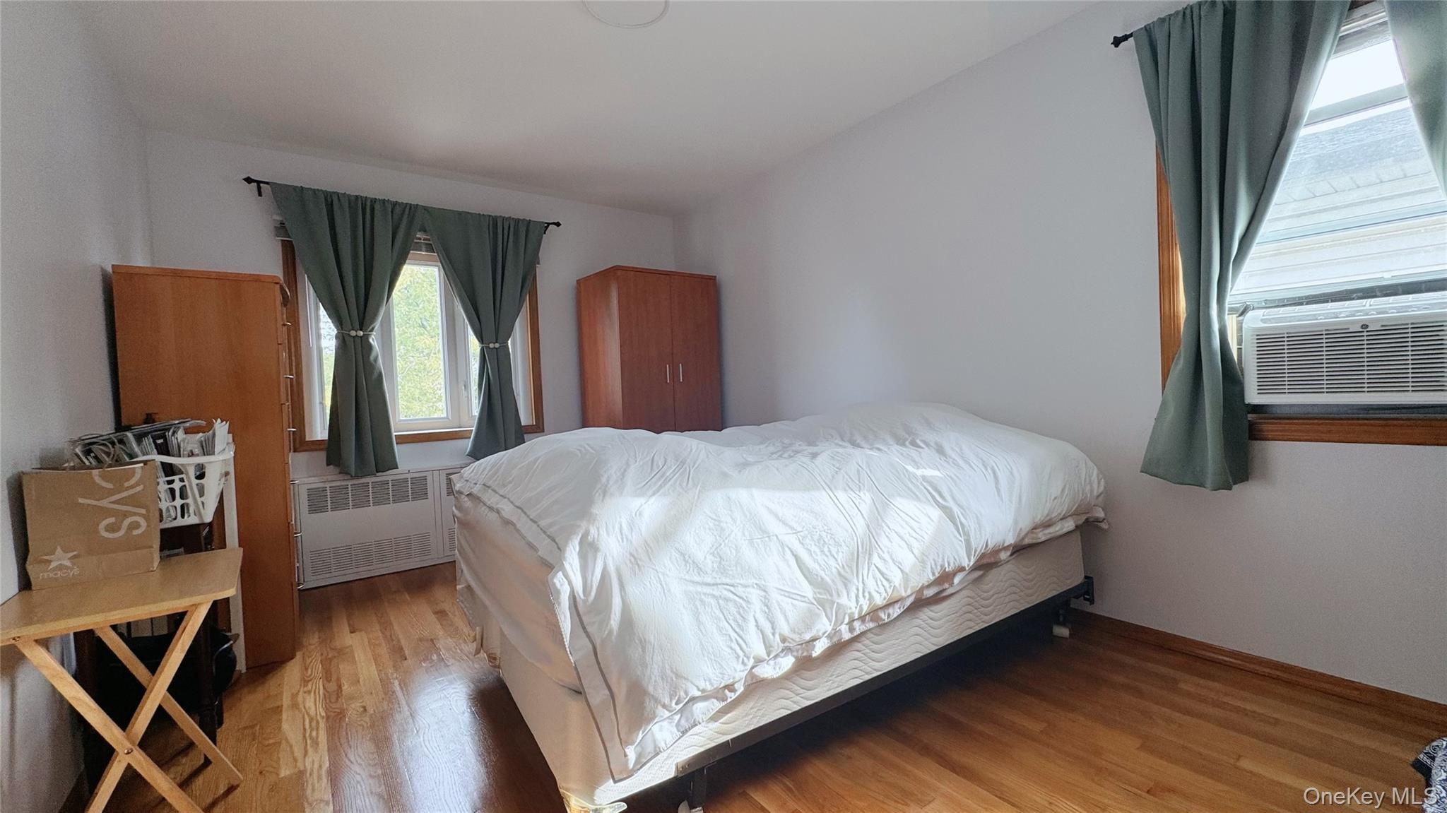 Single Family 19th Ave  Queens, NY 11357, MLS-919128-16