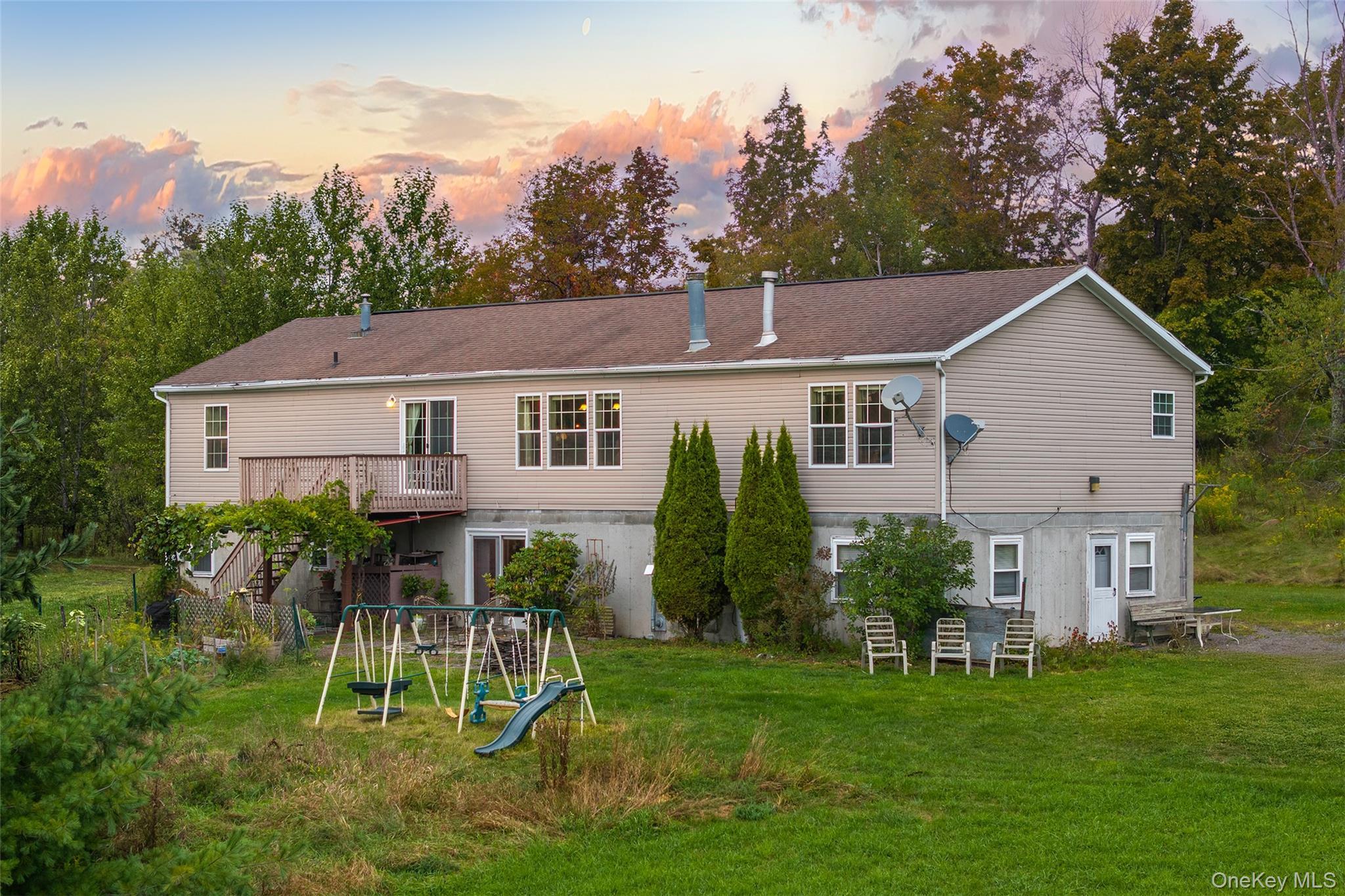 Single Family Potter Mountain Out Of Area, NY 12076, MLS-919135-2