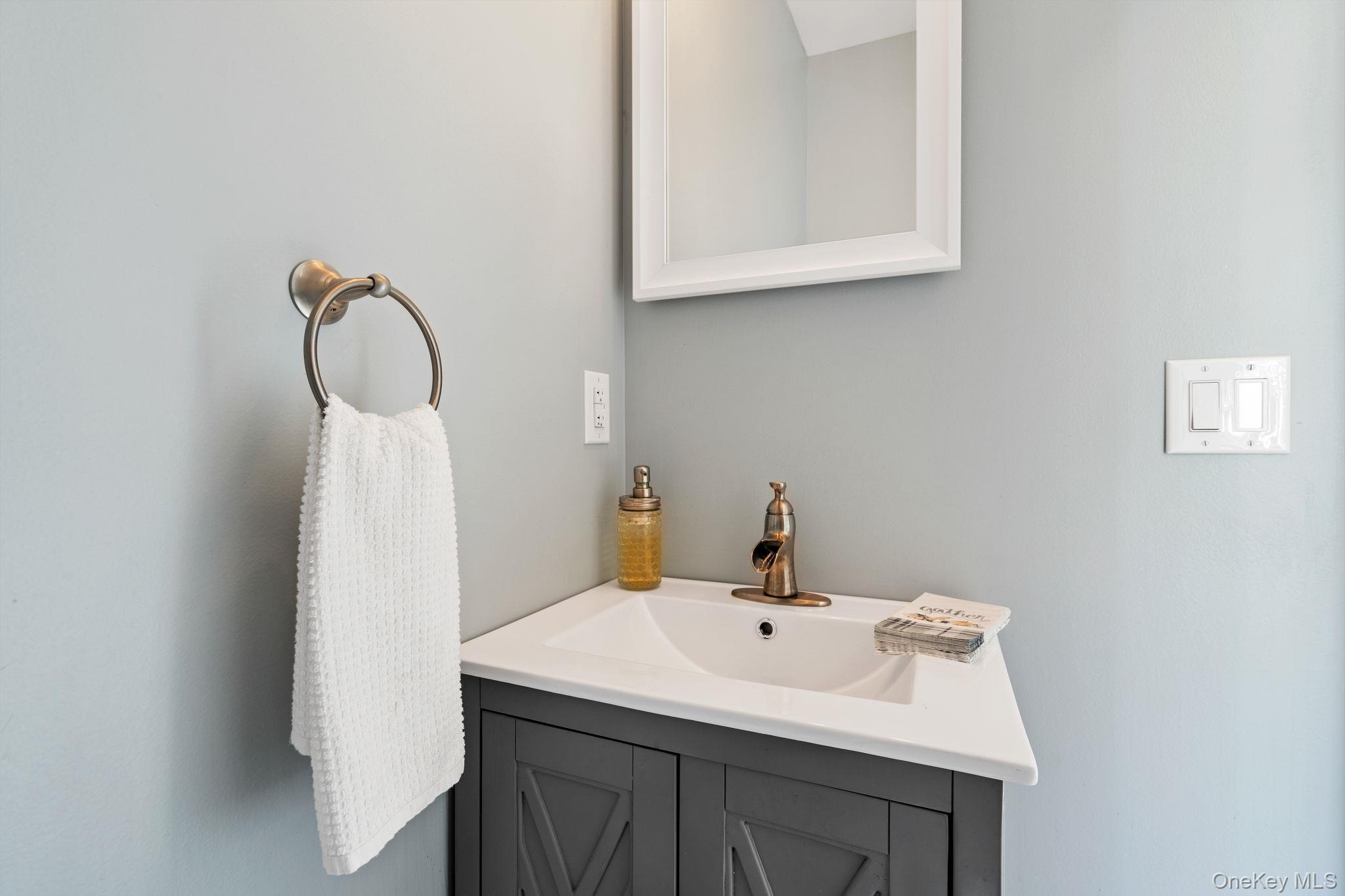 Single Family Colonial  Orange County, NY 10990, MLS-919143-22