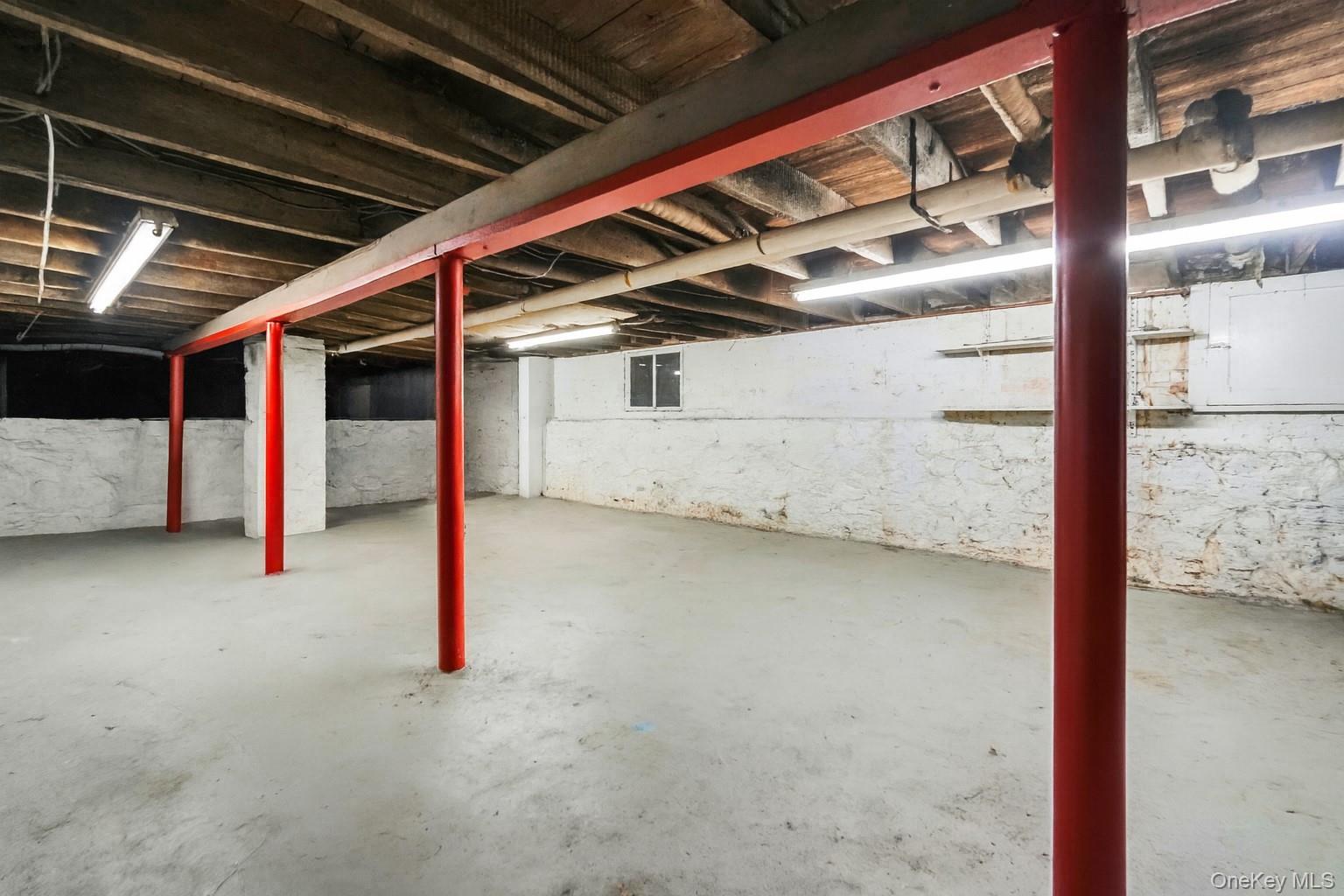 Single Family Spring  Westchester County, NY 10562, MLS-919160-22