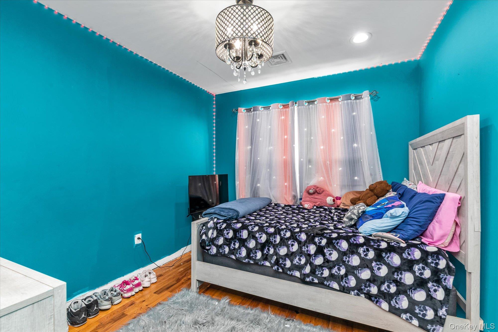 Single Family Franklin  Nassau County, NY 11550, MLS-919164-16