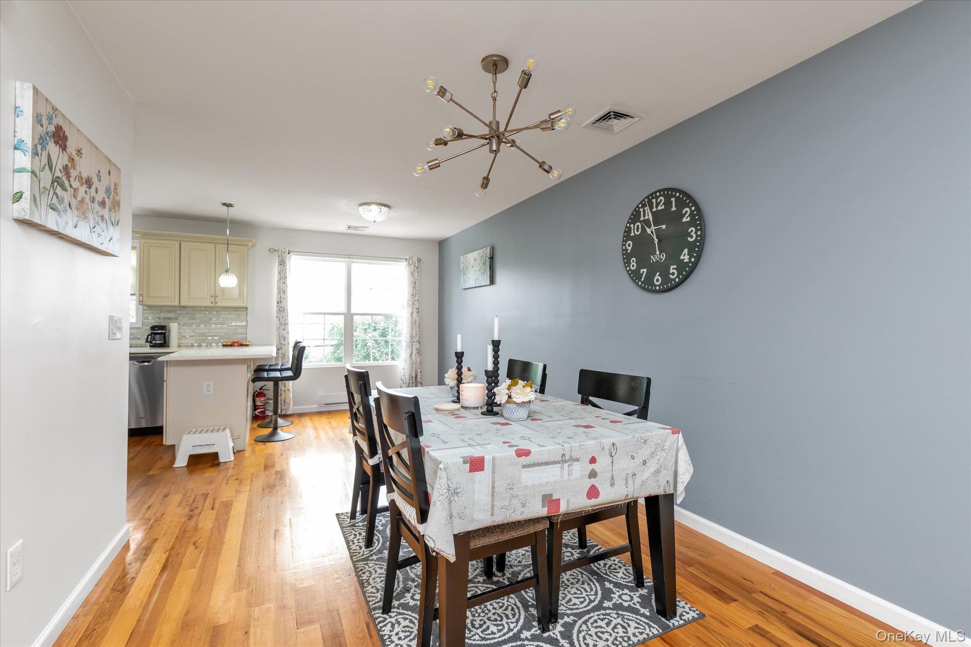 Single Family Franklin  Nassau County, NY 11550, MLS-919164-7