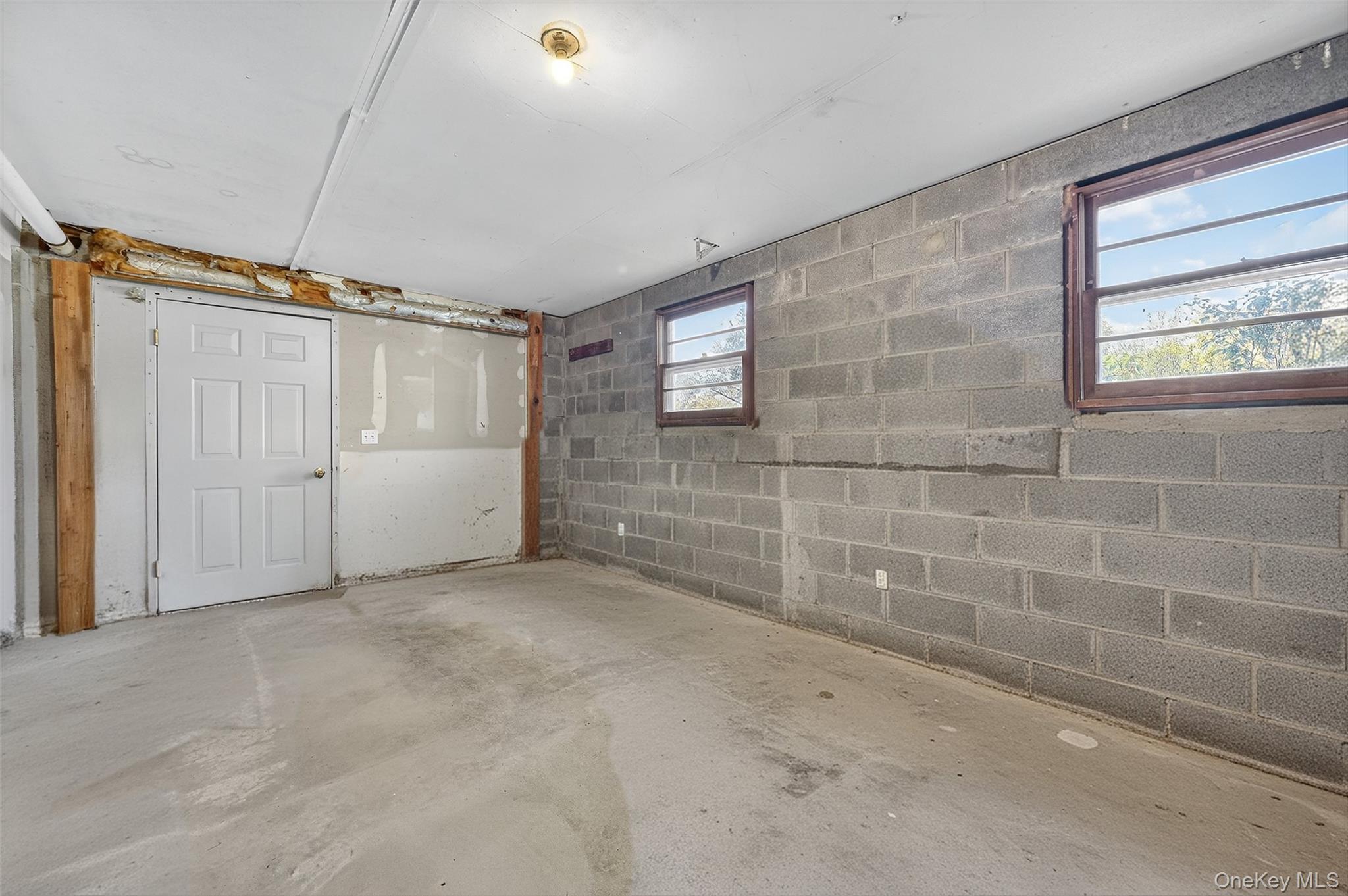 Single Family Waterbury Hill Dutchess County, NY 12540, MLS-919234-34