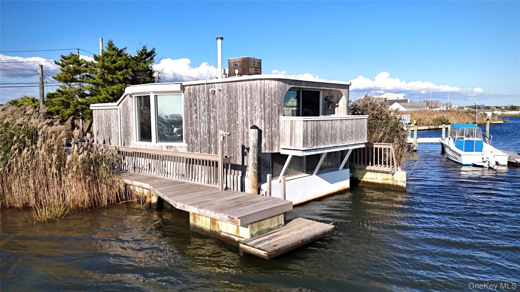 Single Family Riviera Drive Suffolk County, NY 11951, MLS-919241-2