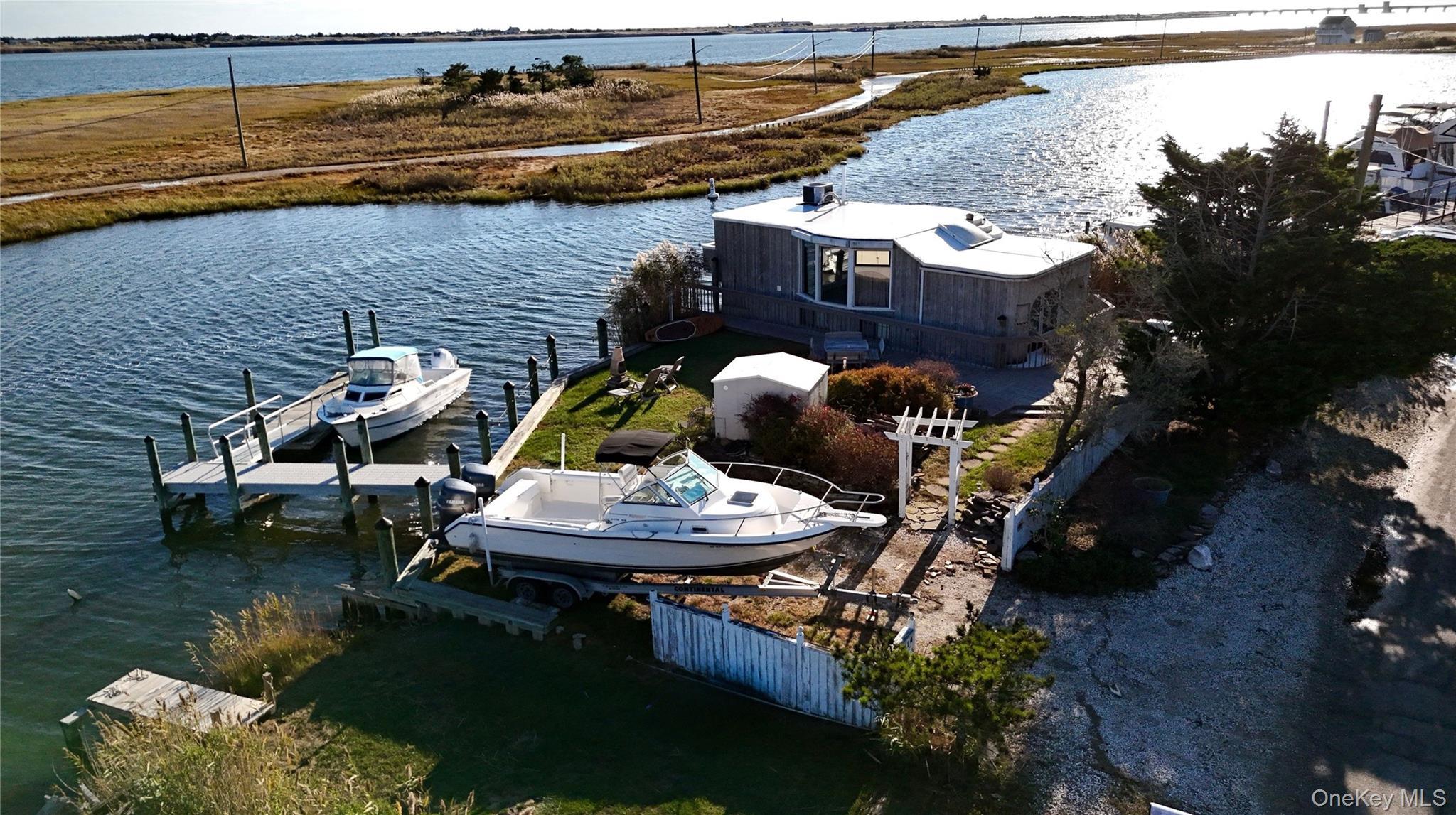 Single Family Riviera Drive Suffolk County, NY 11951, MLS-919241-38
