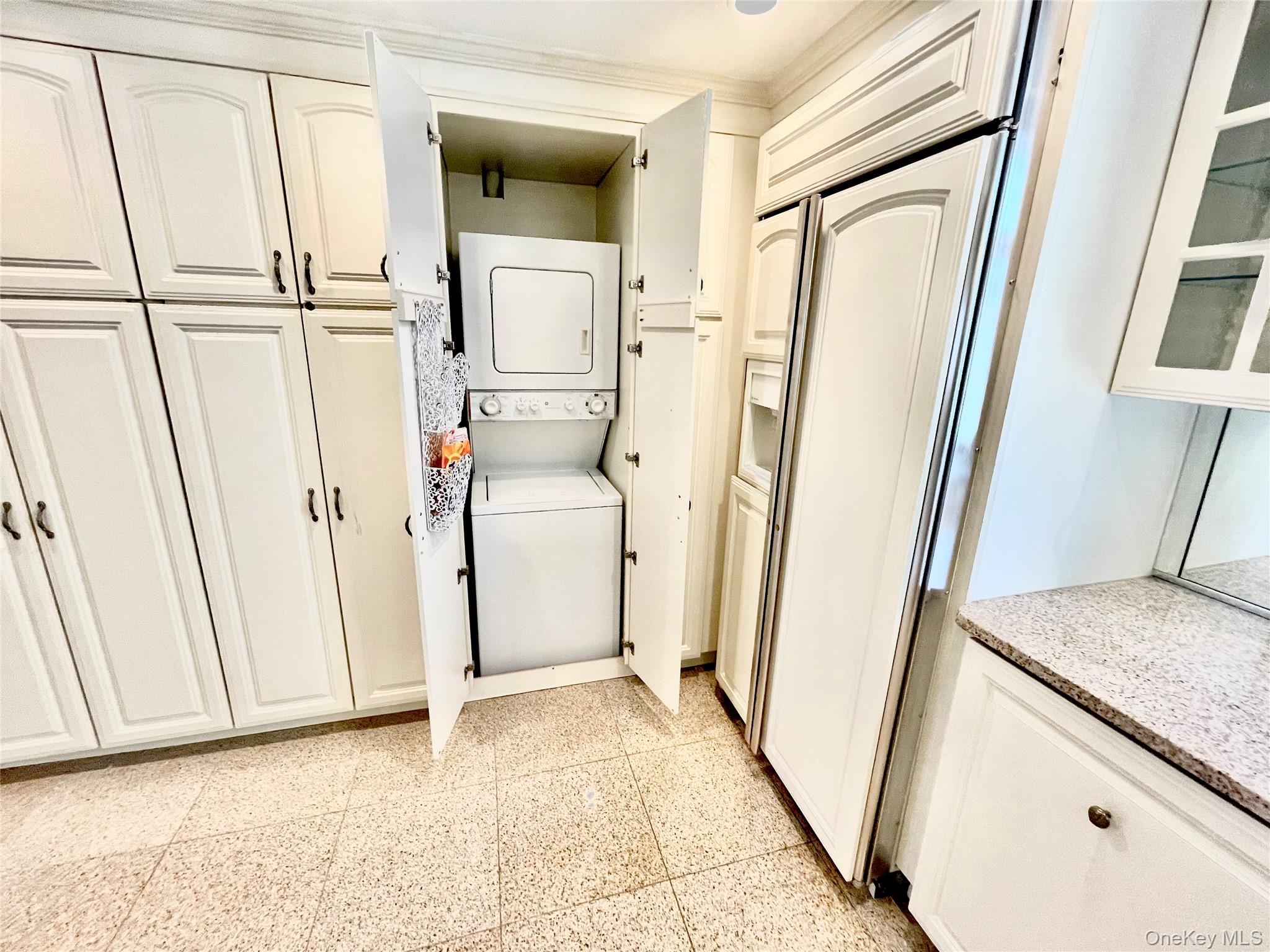 Single Family 86th  Queens, NY 11414, MLS-919255-21