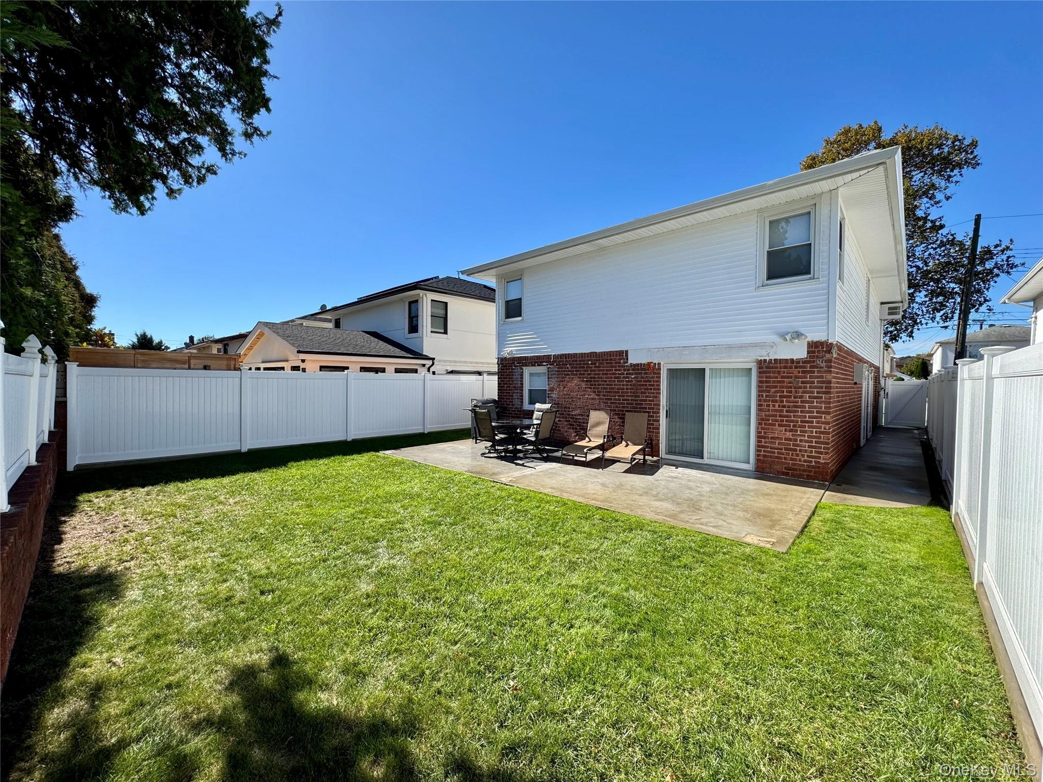 Single Family 86th  Queens, NY 11414, MLS-919255-22