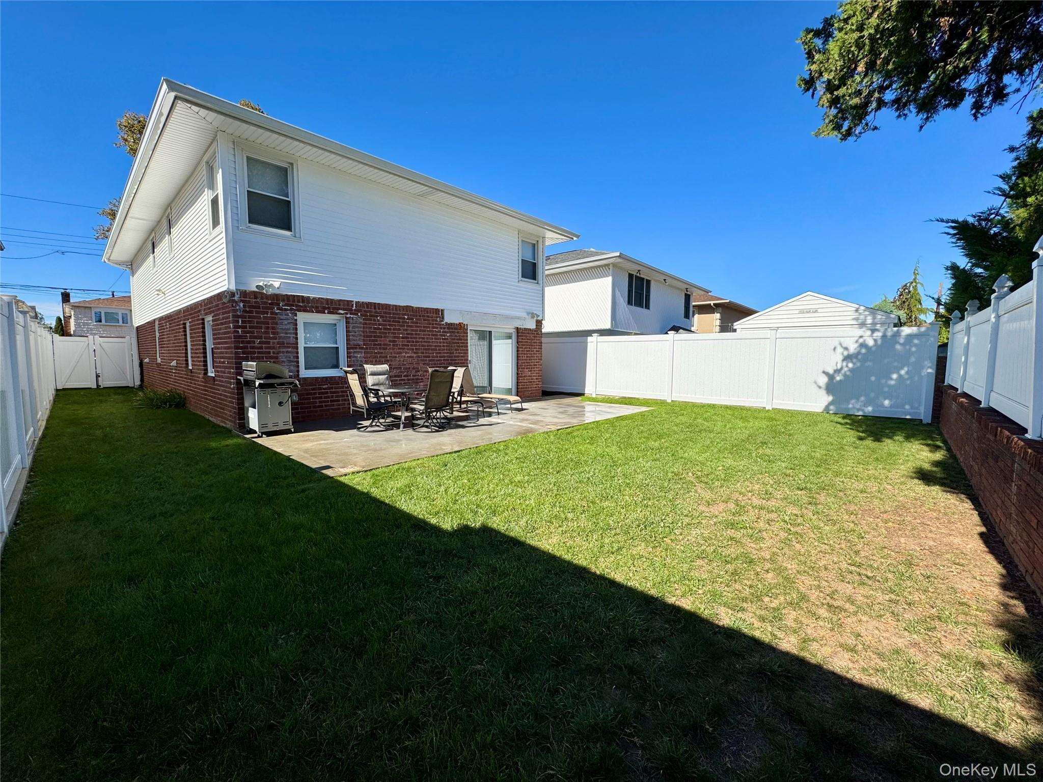 Single Family 86th  Queens, NY 11414, MLS-919255-23