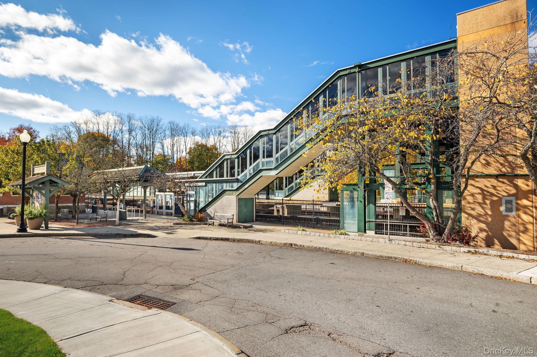 Single Family Winding  Westchester County, NY 10507, MLS-919292-39